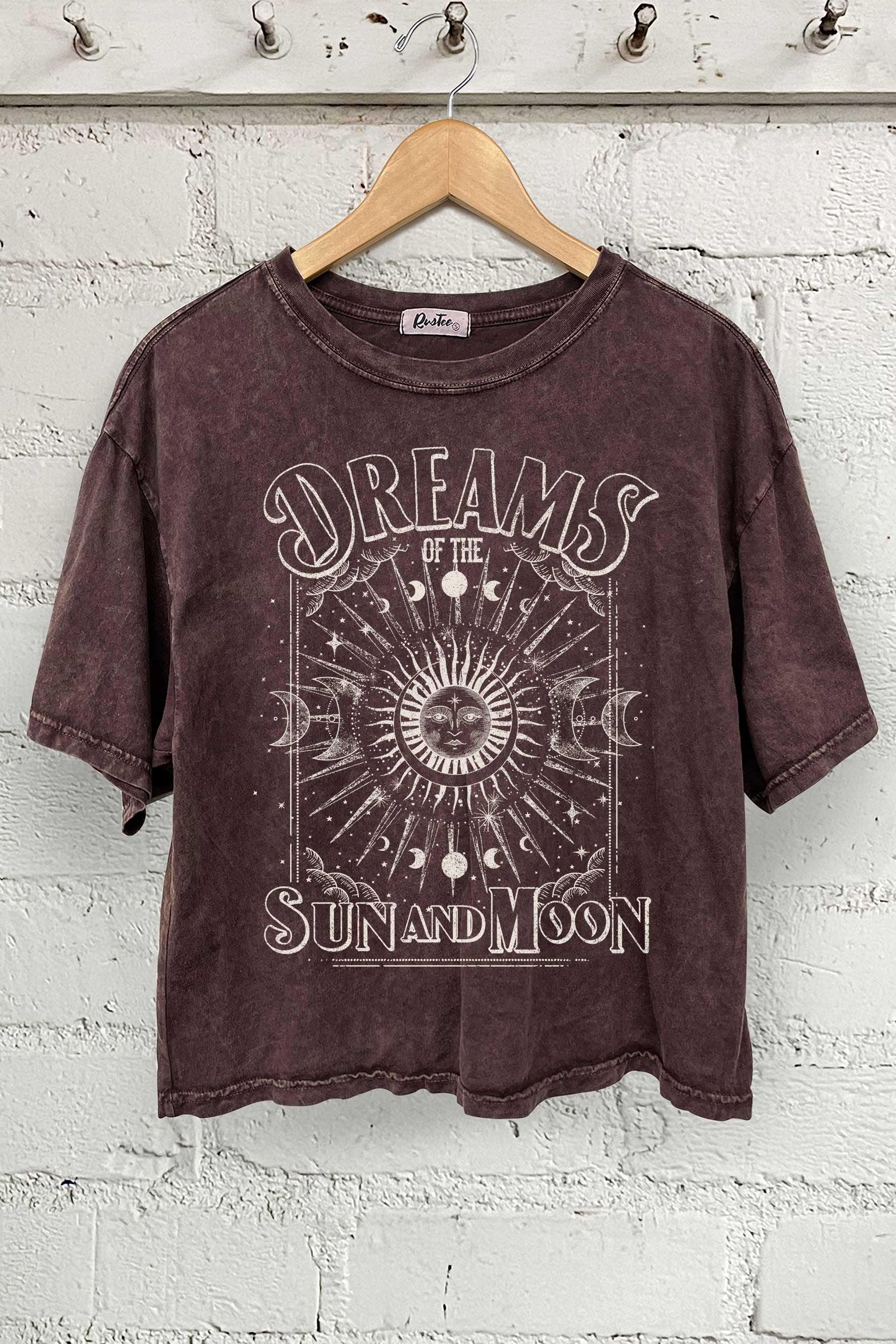 DREAM OF THE SUN AND MOON GRAPHIC MINERAL WASHED CROP TOP: BLACK