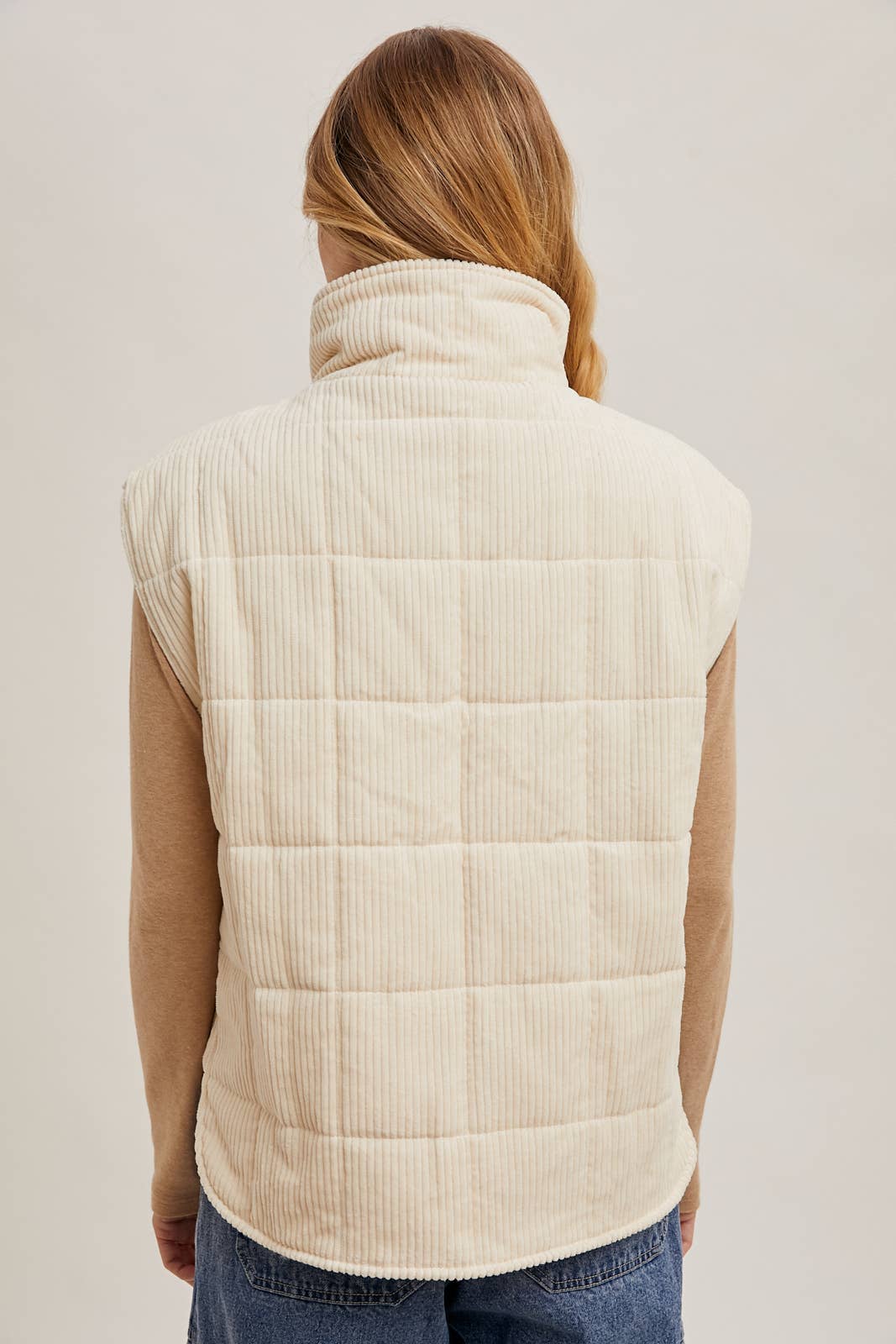CORDUROY QUILTED PUFFER VEST: CAMEL / M