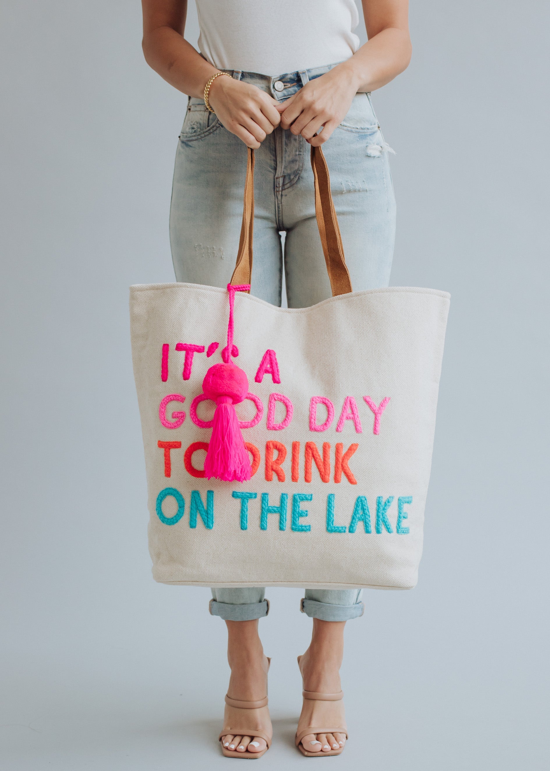 Its A Good Day to Drink On The Lake Tote