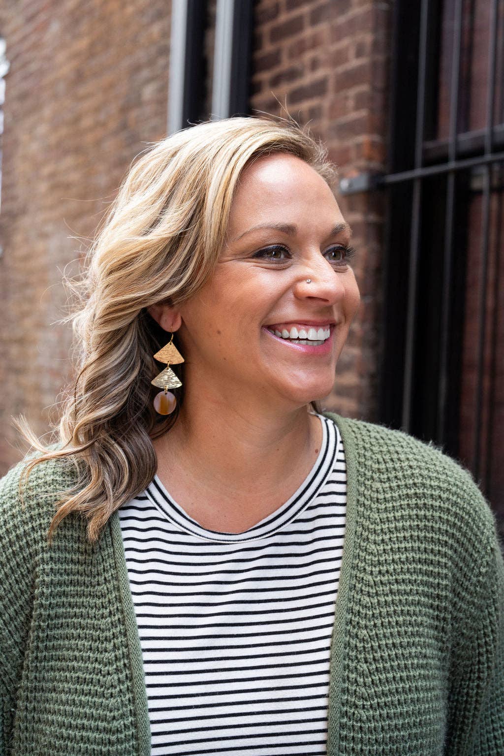 Anya Dangle Earrings