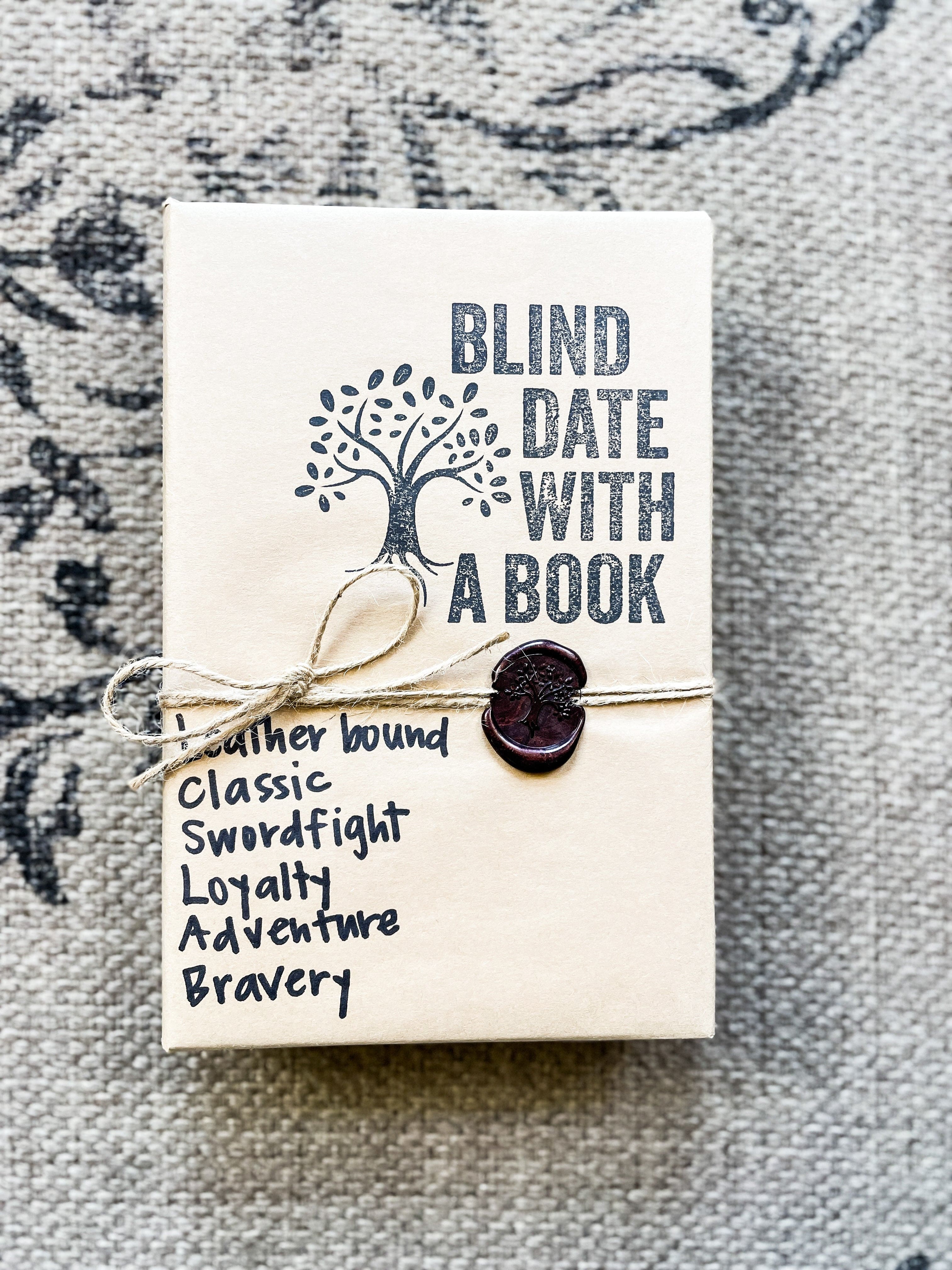 Blind Date with a Book - TTM932