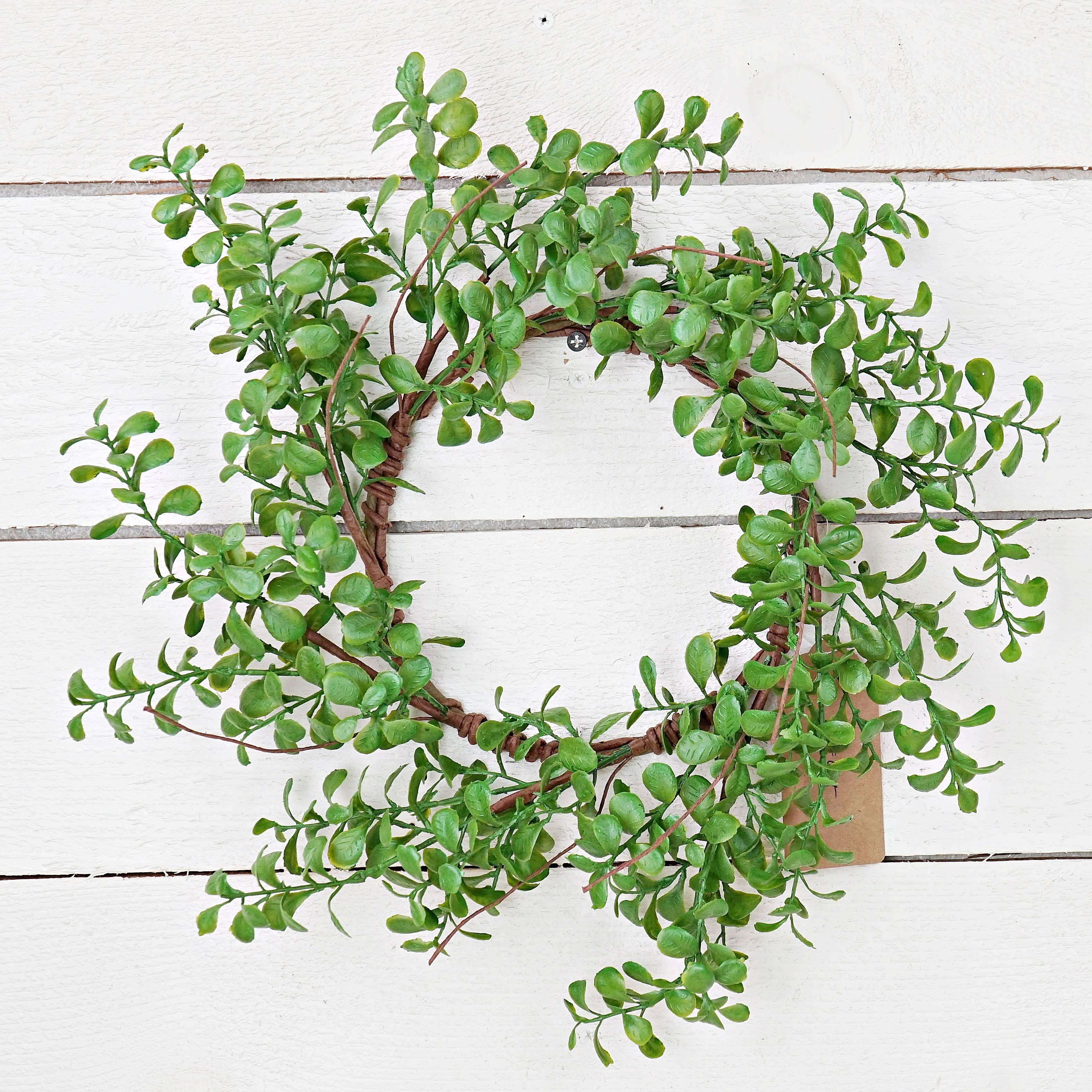 Evergreen Boxwood Wreath-14