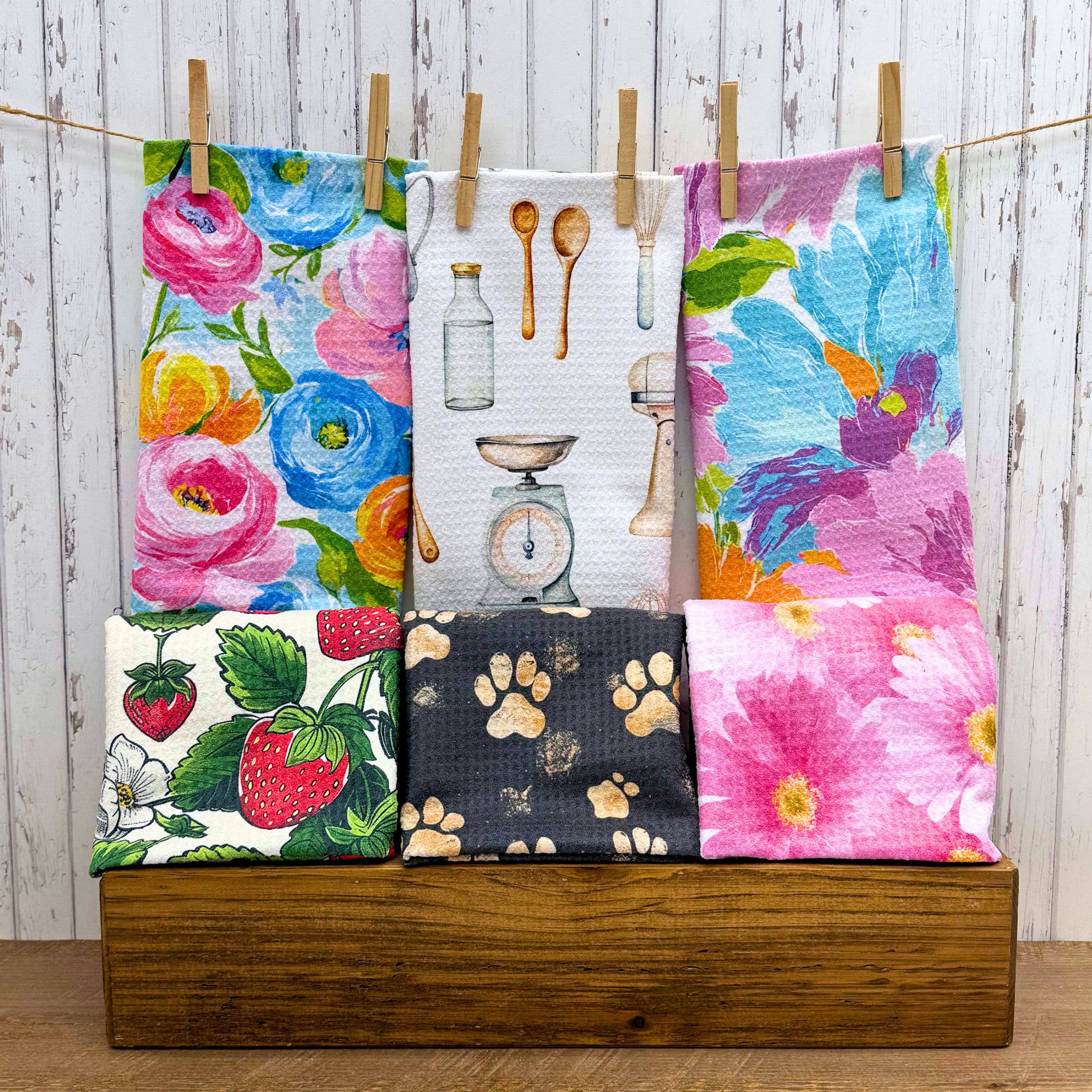 Dog Paw Prints Summer Waffle Kitchen Tea Towels