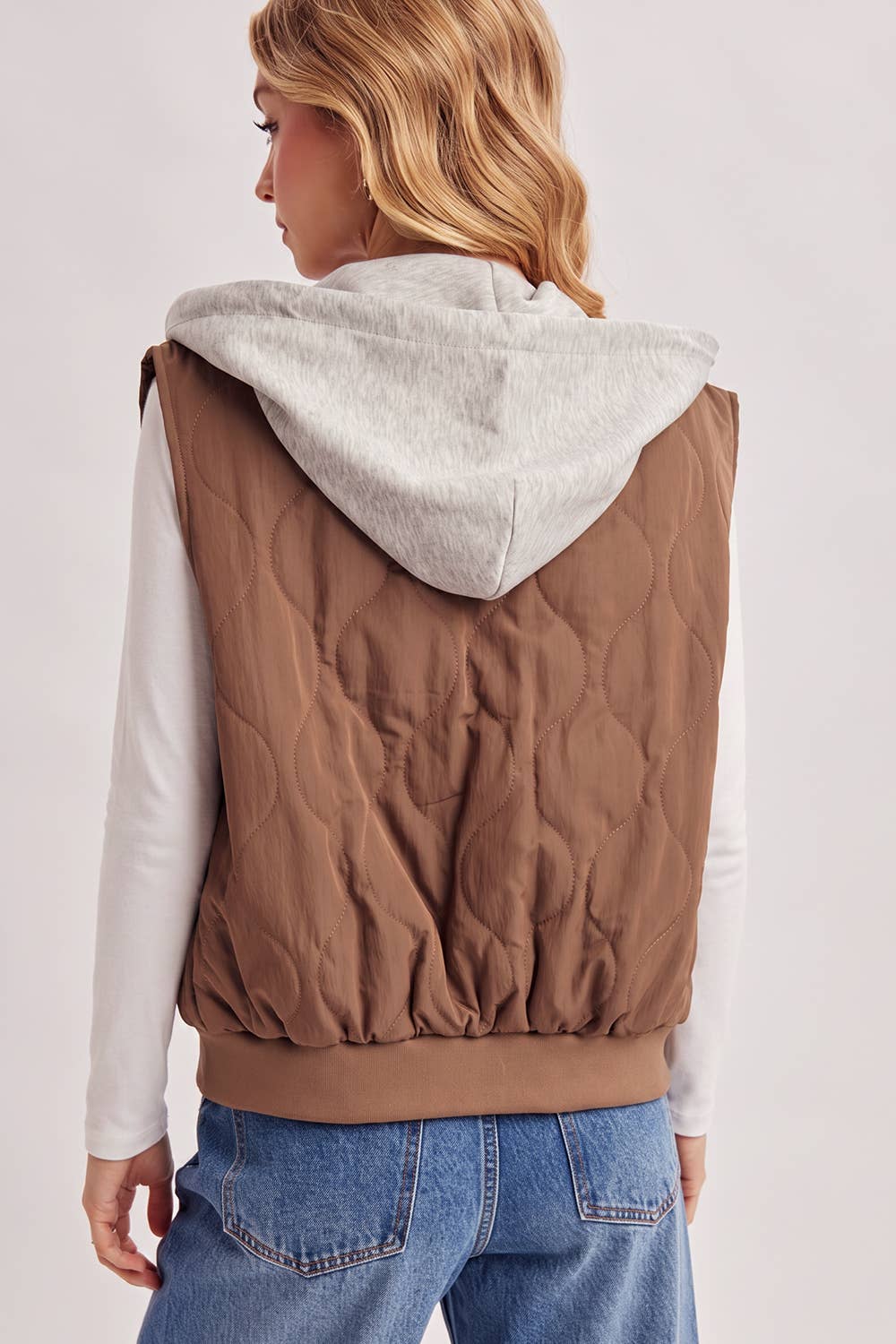 ZIPPER FRONT QUILTED PUFFER VEST CONTRAST HOODIE VEST: ASH / M
