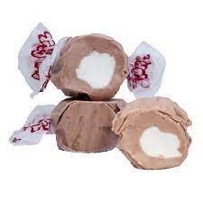 Taffy Town, Root Beer Float, Salt Water Taffy, 2.5lb Bag