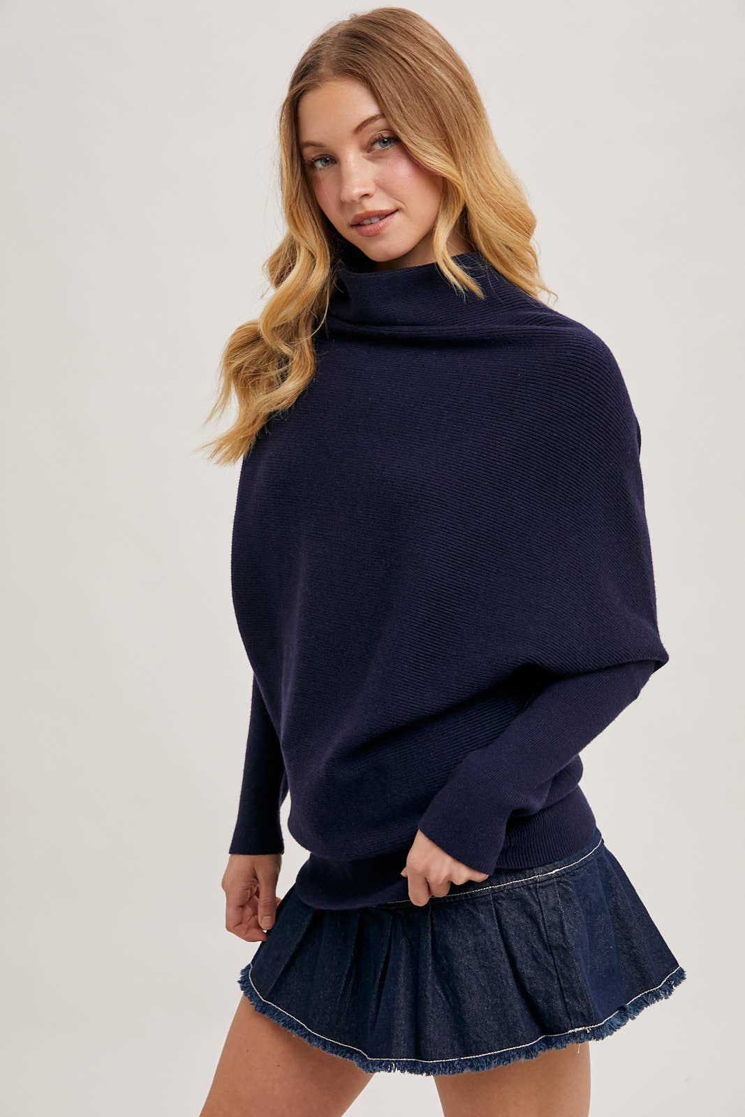 SLOUCH NECK DOLMAN SLEEVED PULLOVER: HUNTER GREEN / M/L