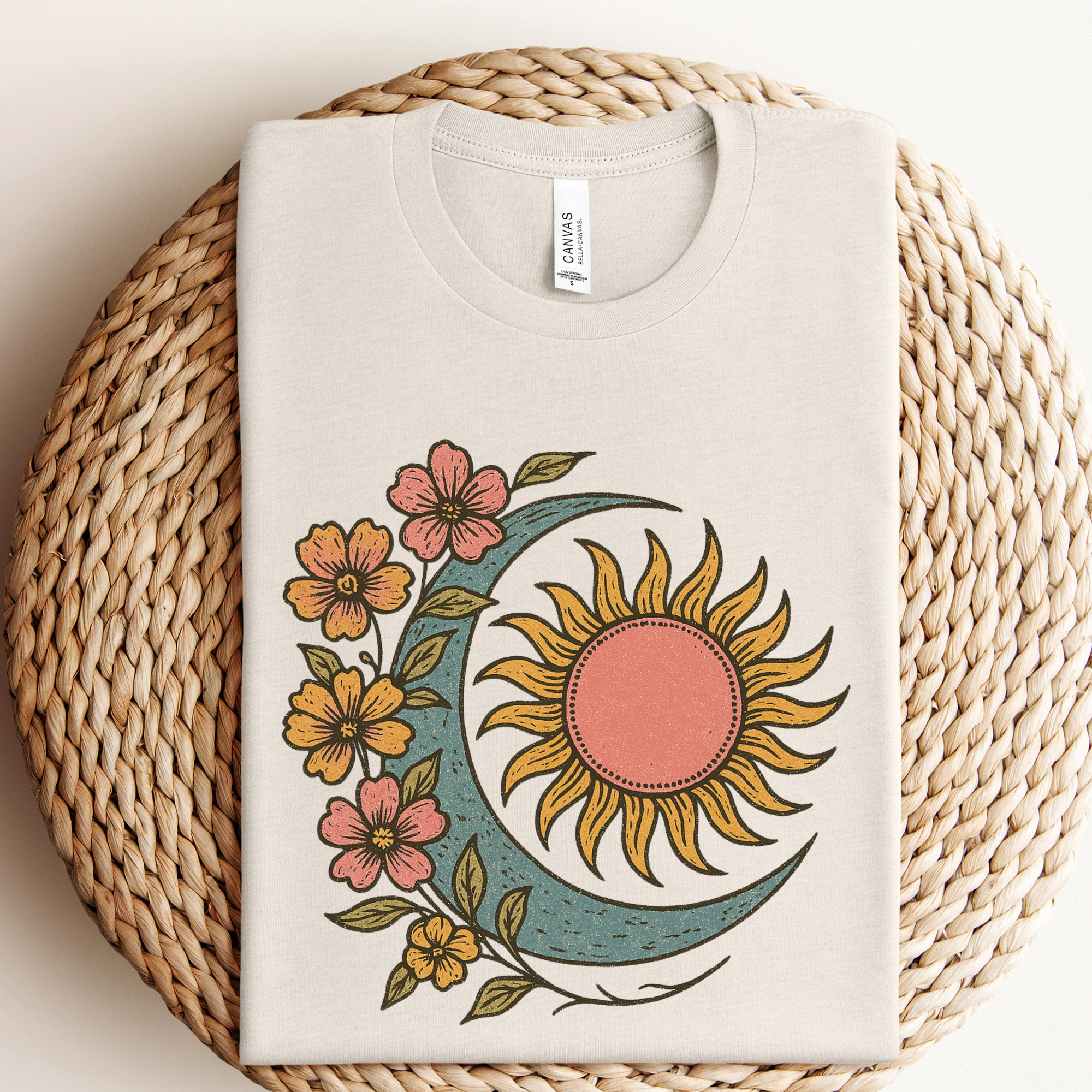 Boho Floral Moon and Sun Graphic Tee: XL