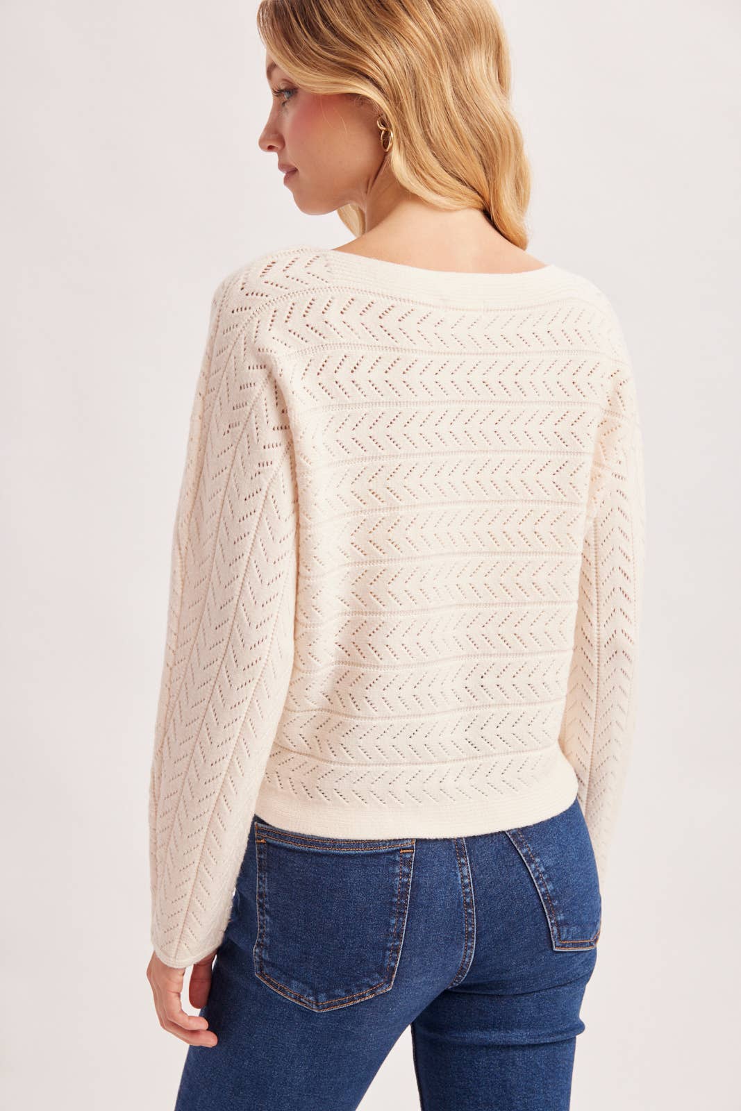 CHEVRON POINTELLE BOAT-NECK KNIT SWEATER PULLOVER: ECRU / S/M