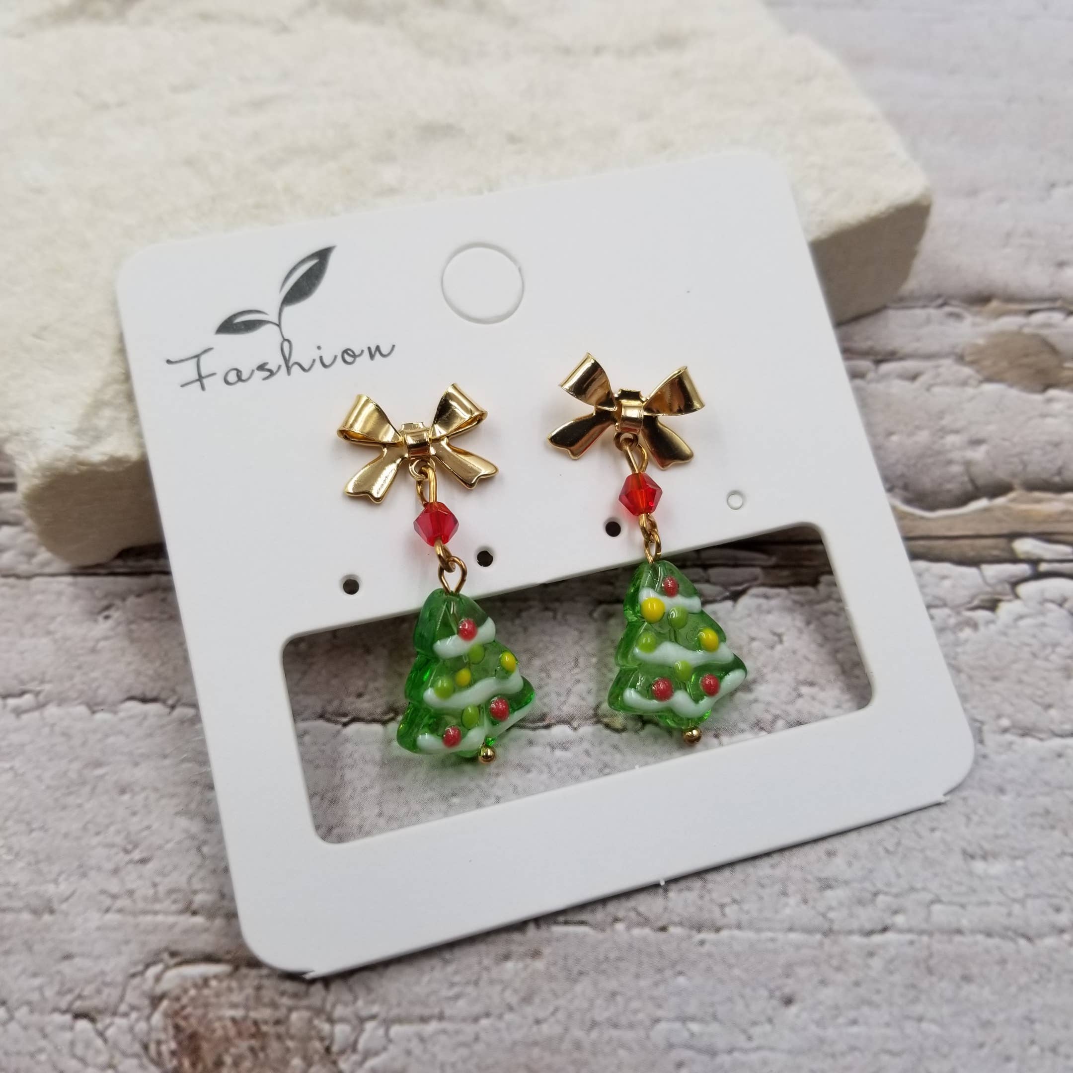 Winter Christmas Tree Earrings: Green