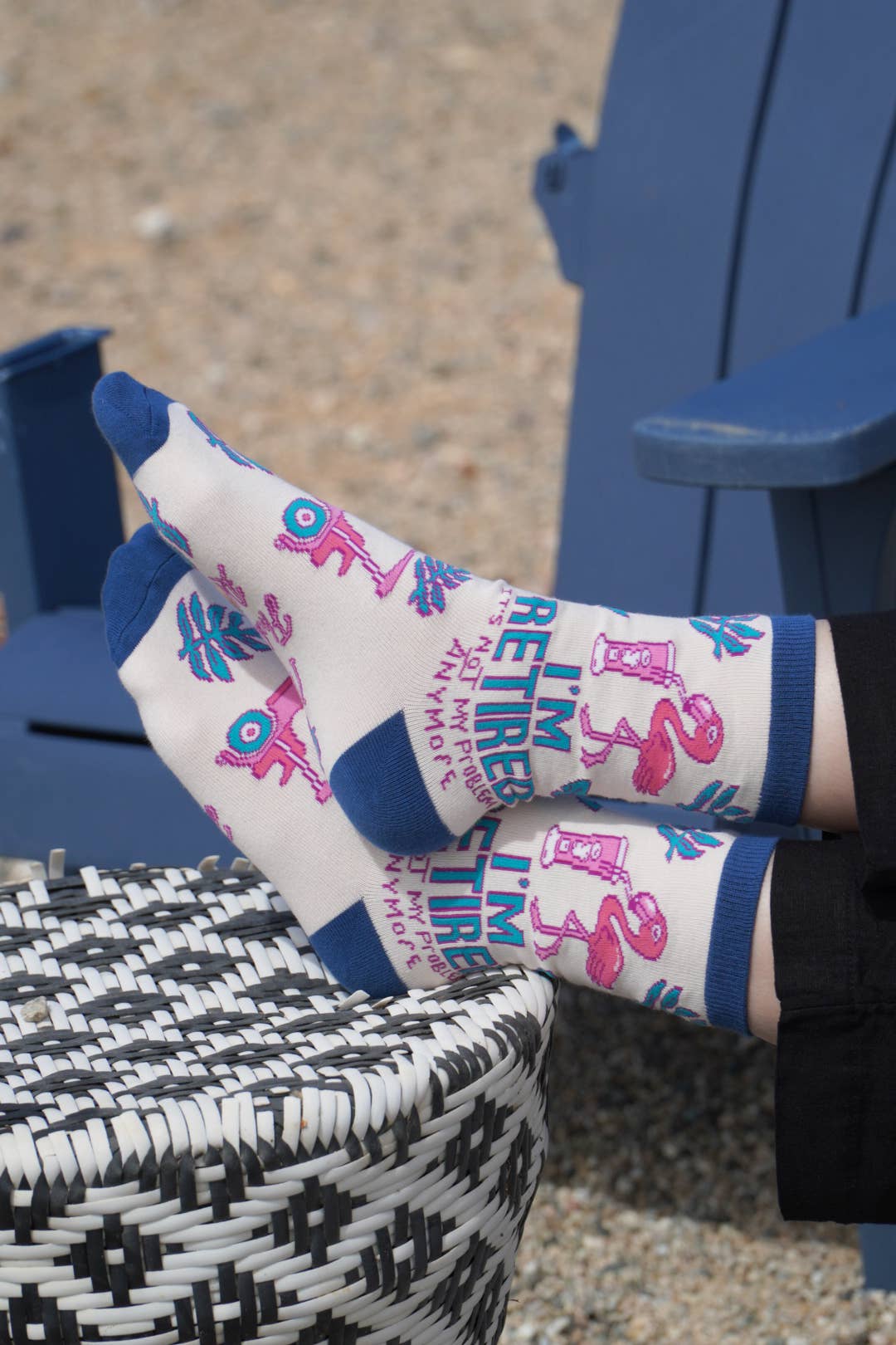 Retired | Women's Funny Flamingo Cotton Crew Socks