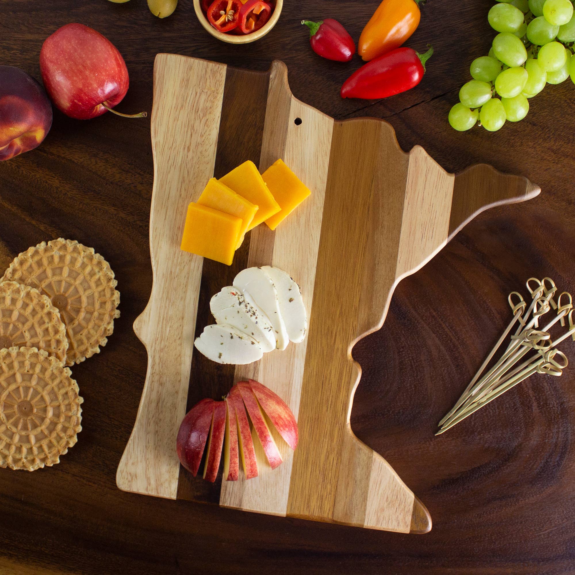 Rock & Branch® Shiplap Series Minnesota Serving Board