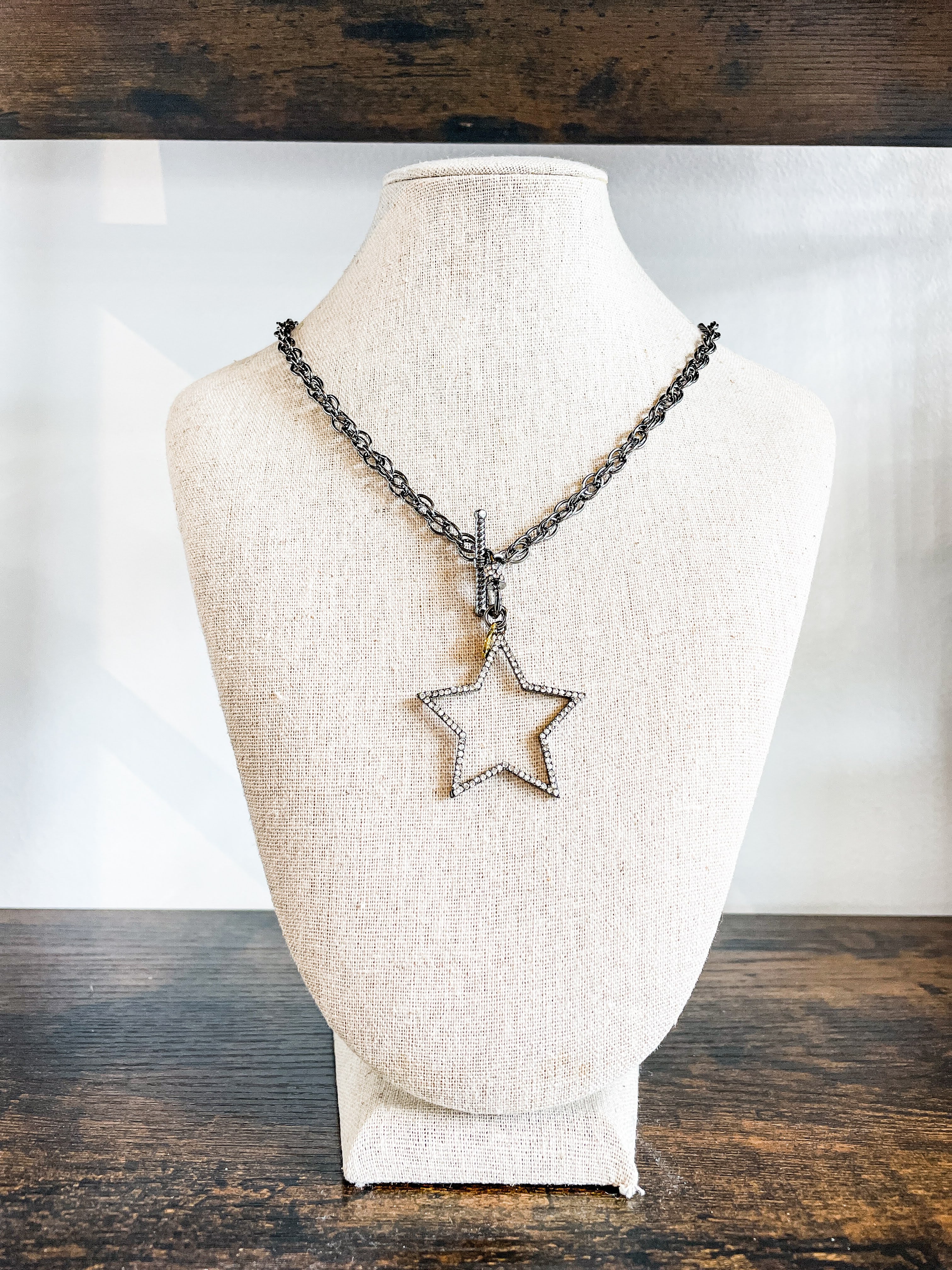 Metallic Star Carabiner Star Necklace