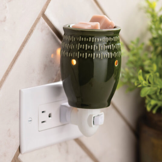 Green Etched Pluggable Fragrance Warmer
