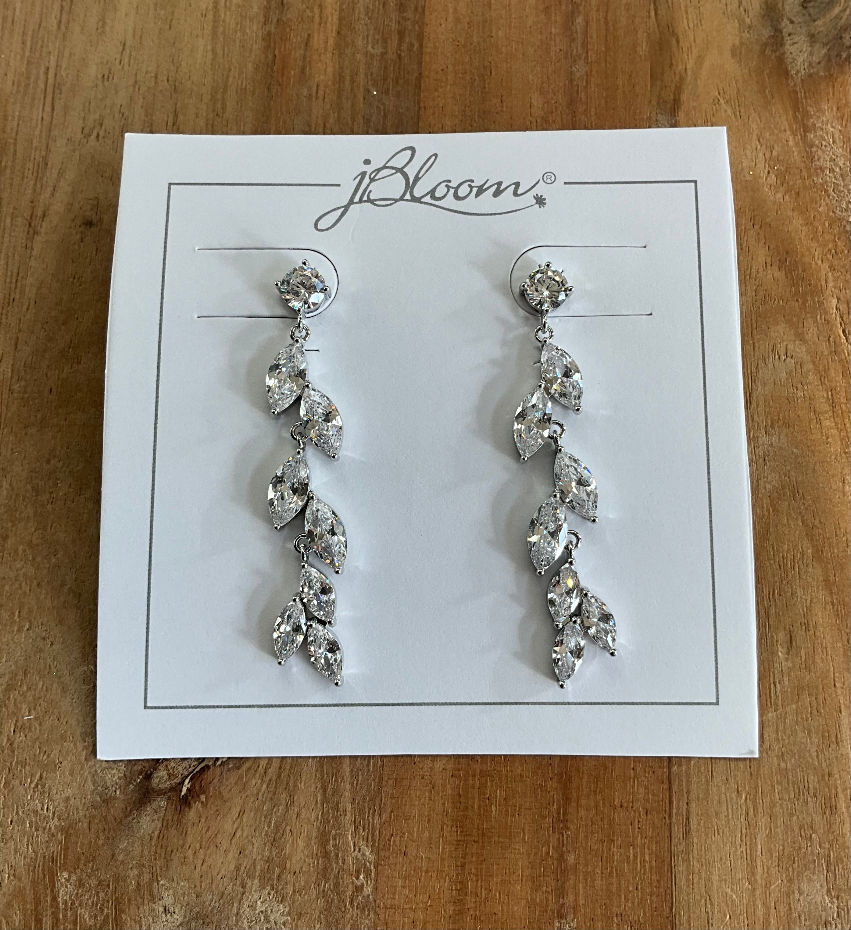 HOLLY EARRINGS