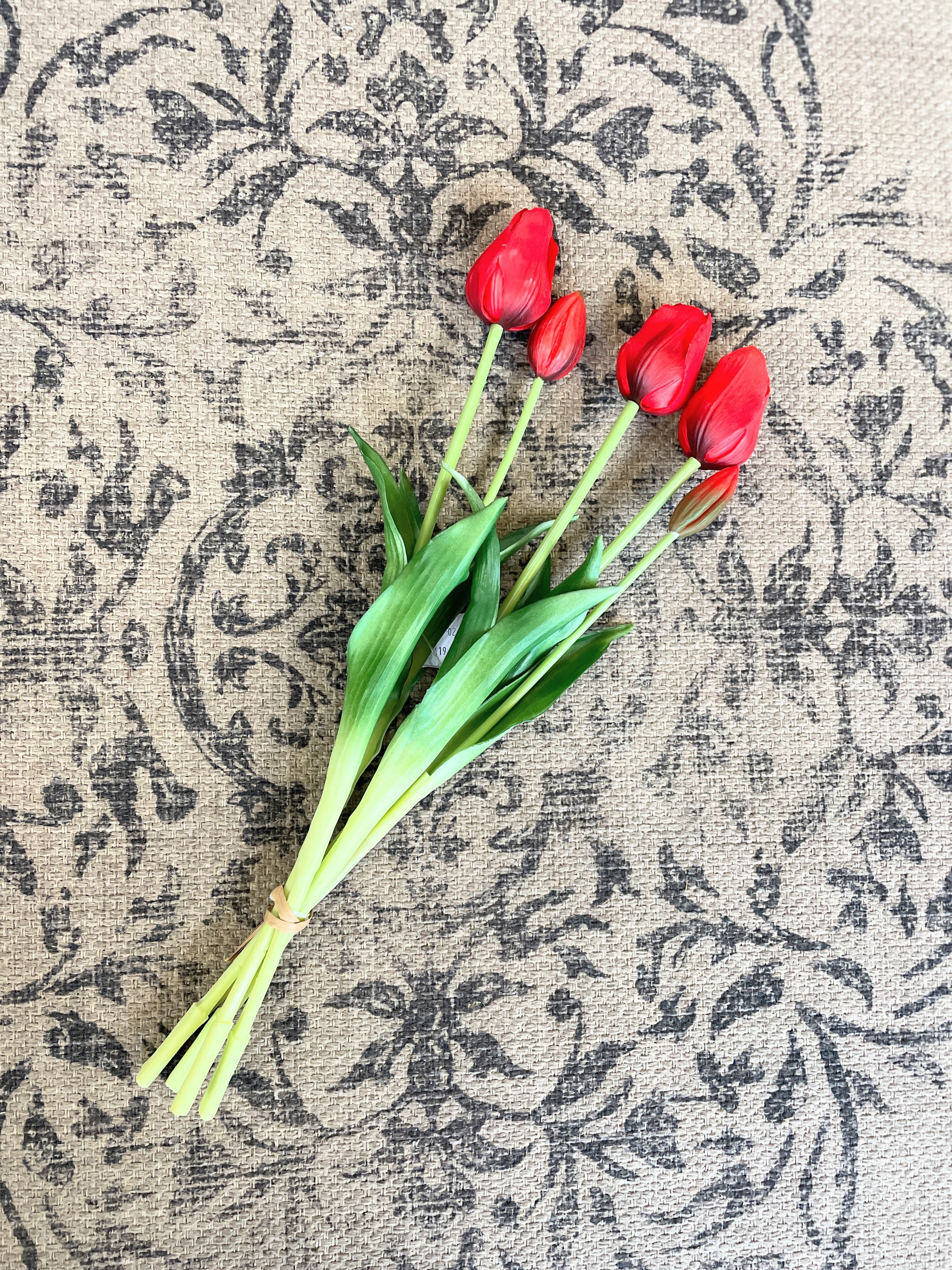 Red Tulip Bundle