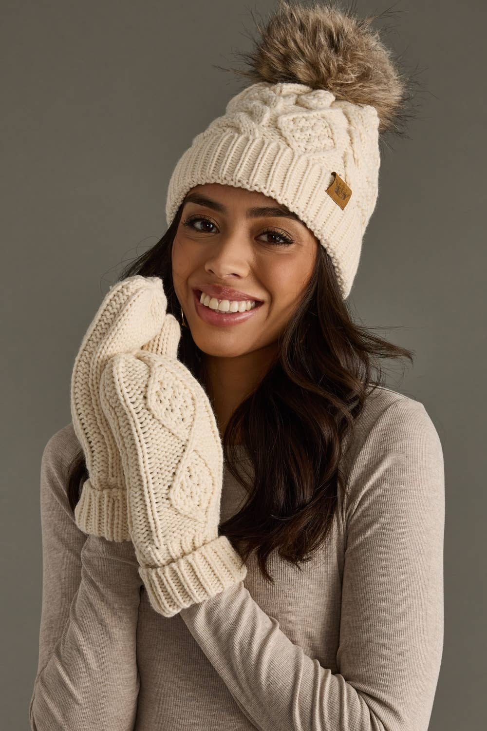 Beige Cable Knit Mittens