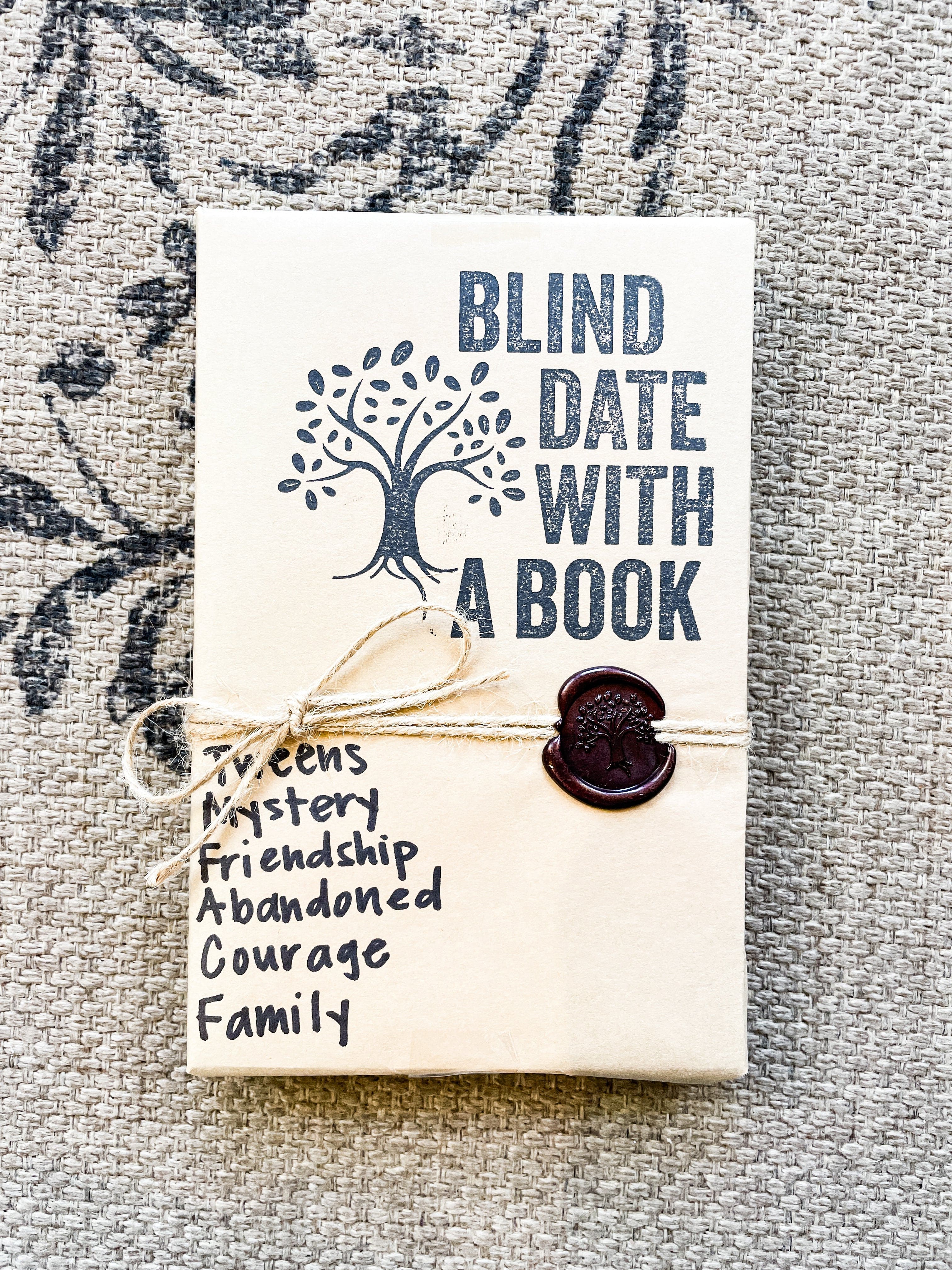 Blind Date with a Book - TLJ102