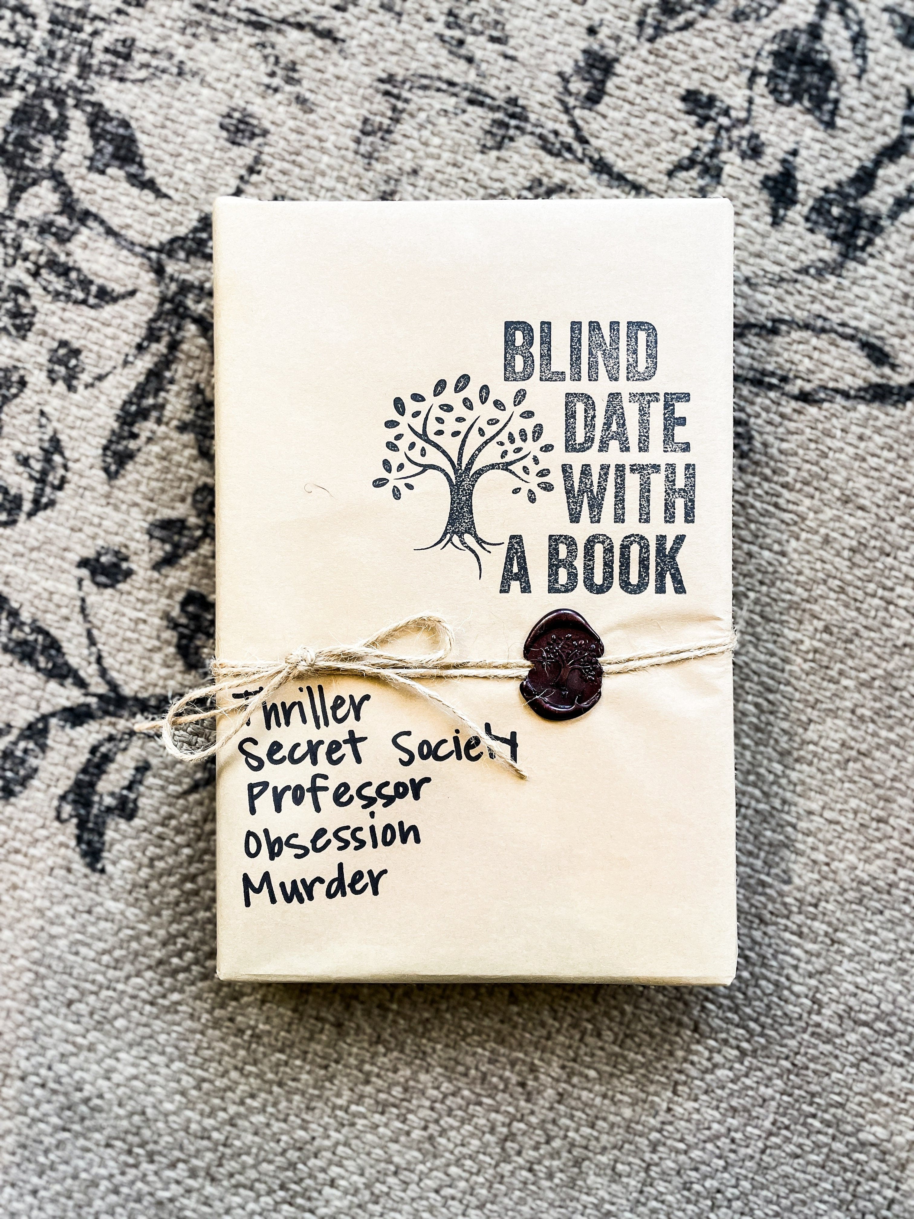 Blind Date with a Book - TM688