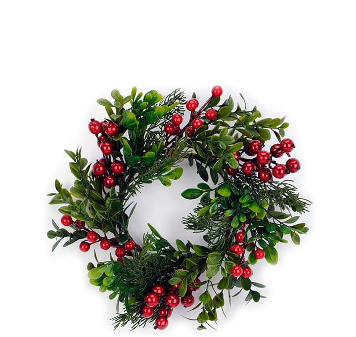 Boxwood Berry Candle Ring