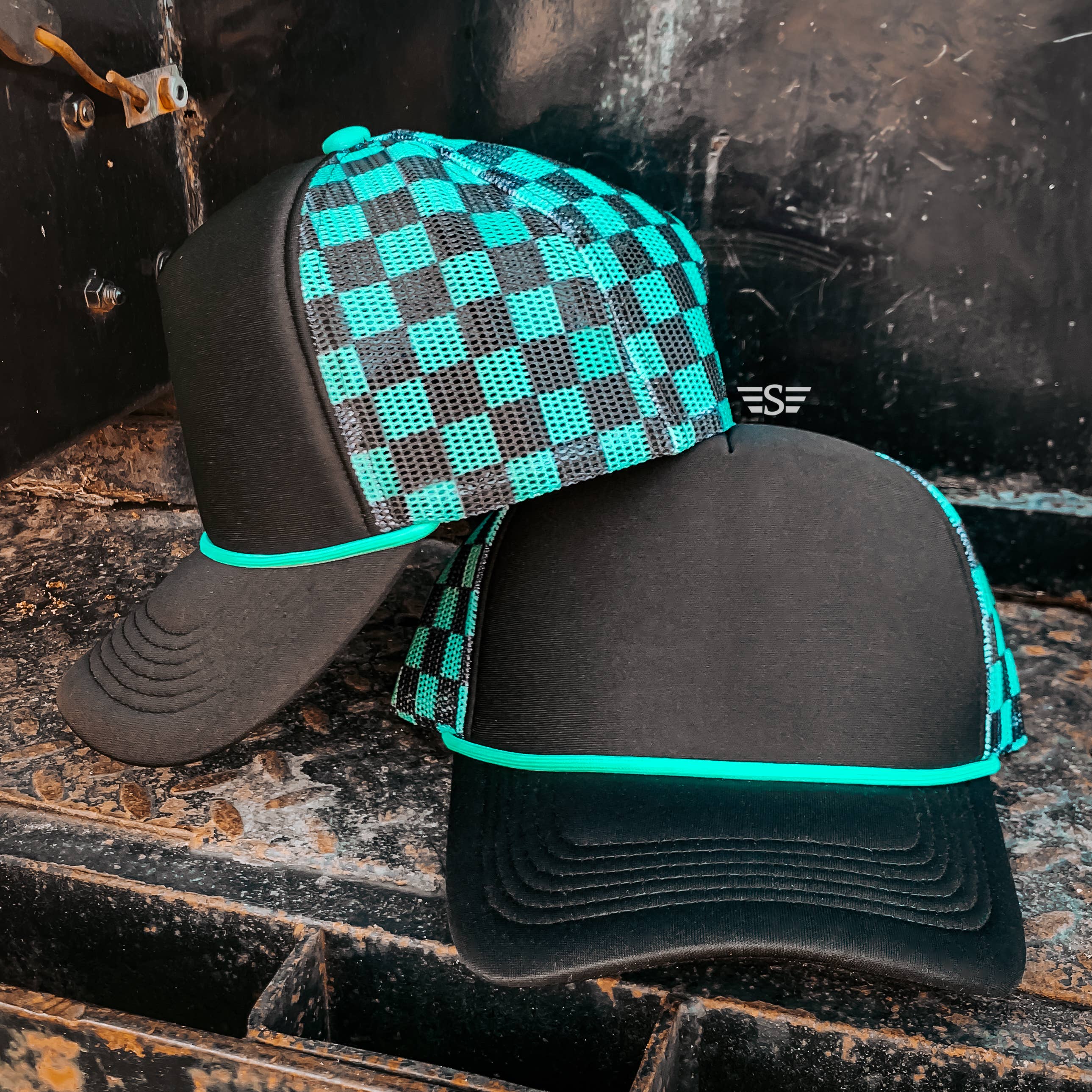 Checkered Mesh Back Baseball Trucker Hat