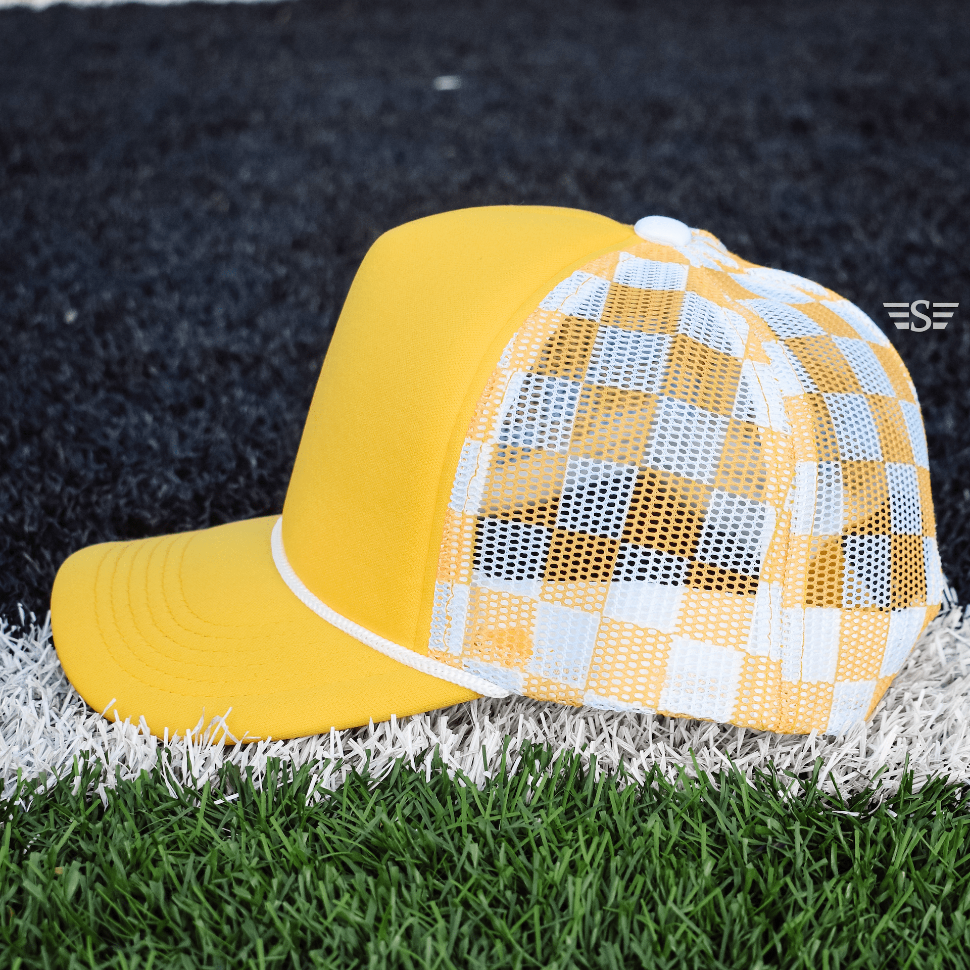 Checkered Mesh Back Baseball Trucker Hat