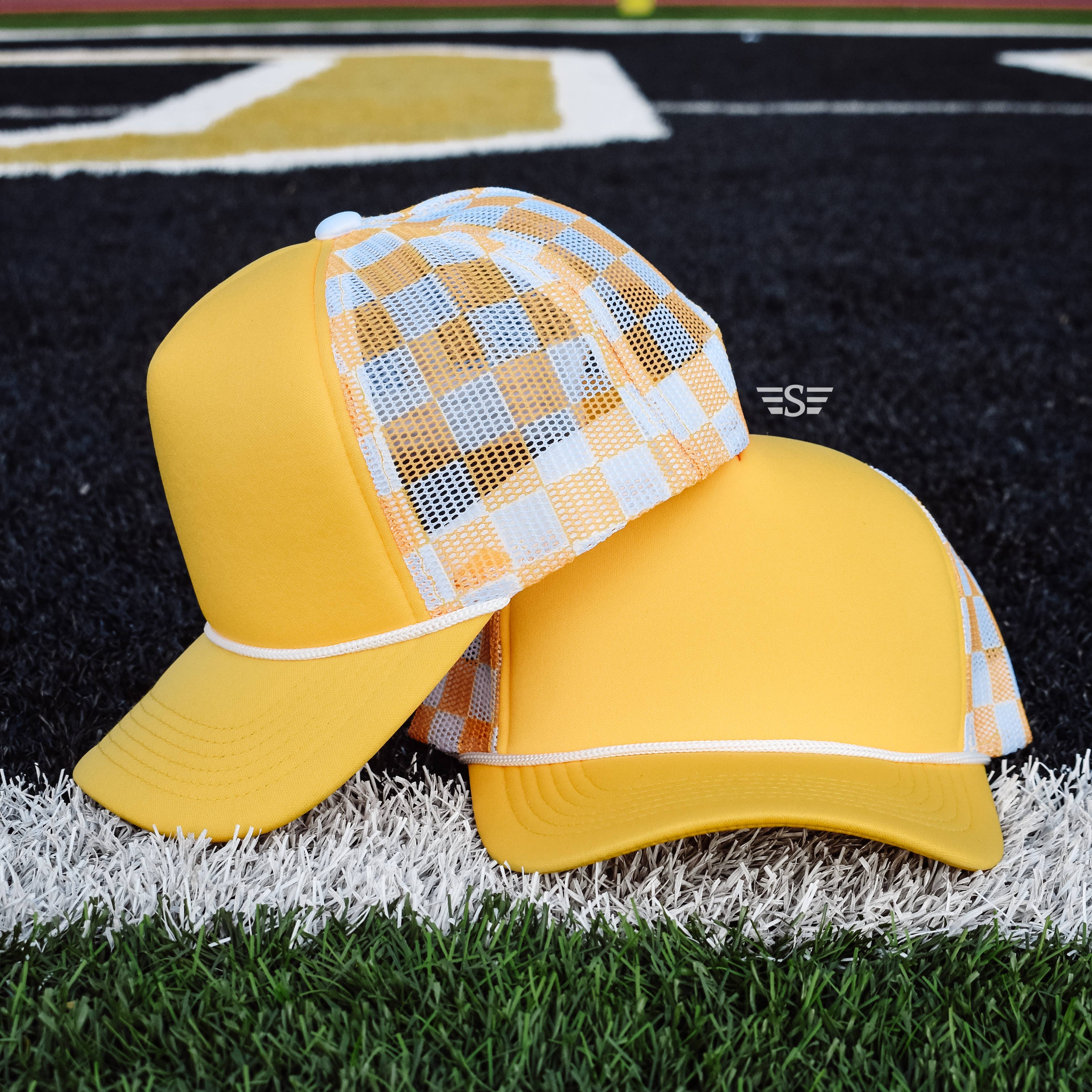 Checkered Mesh Back Baseball Trucker Hat