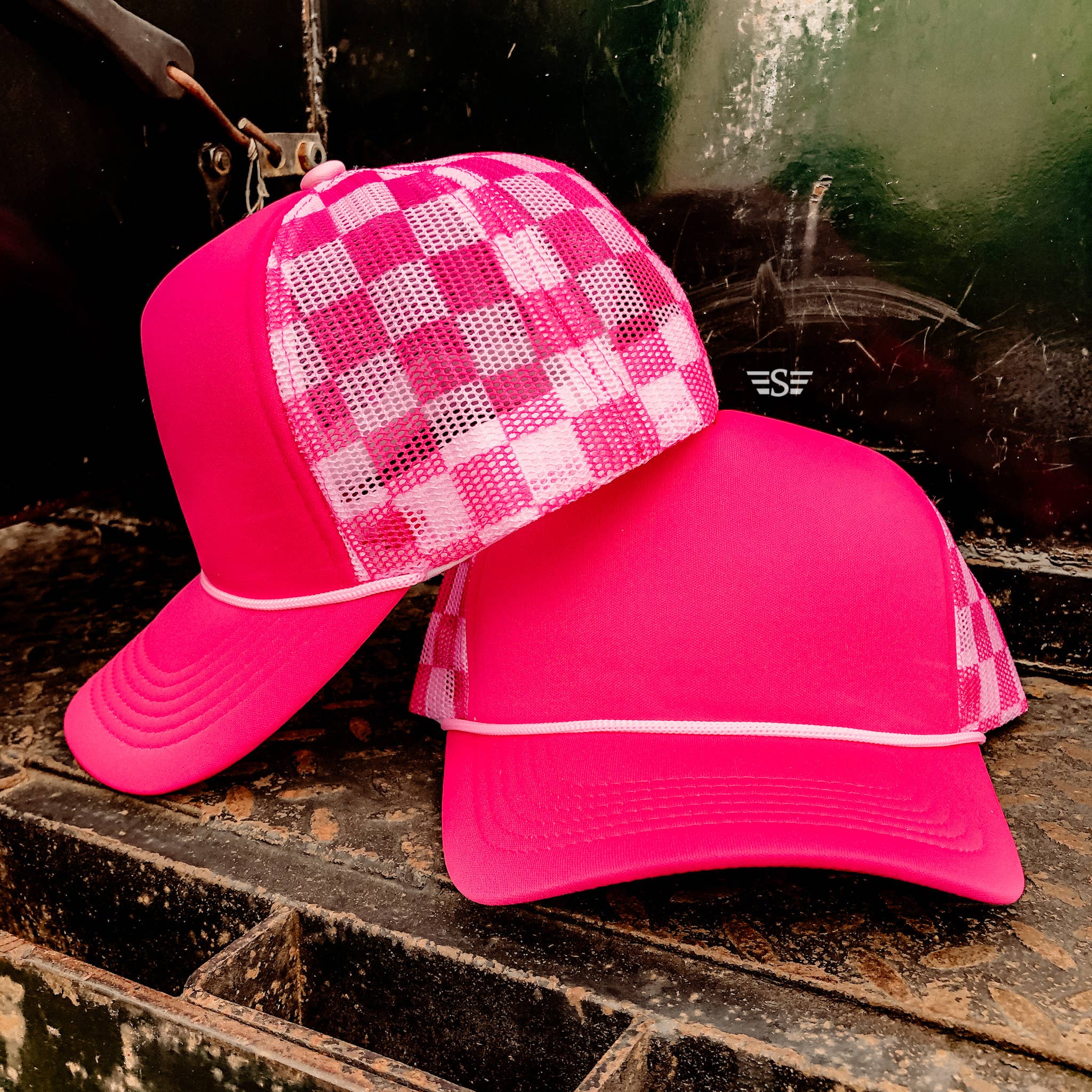 Checkered Mesh Back Baseball Trucker Hat