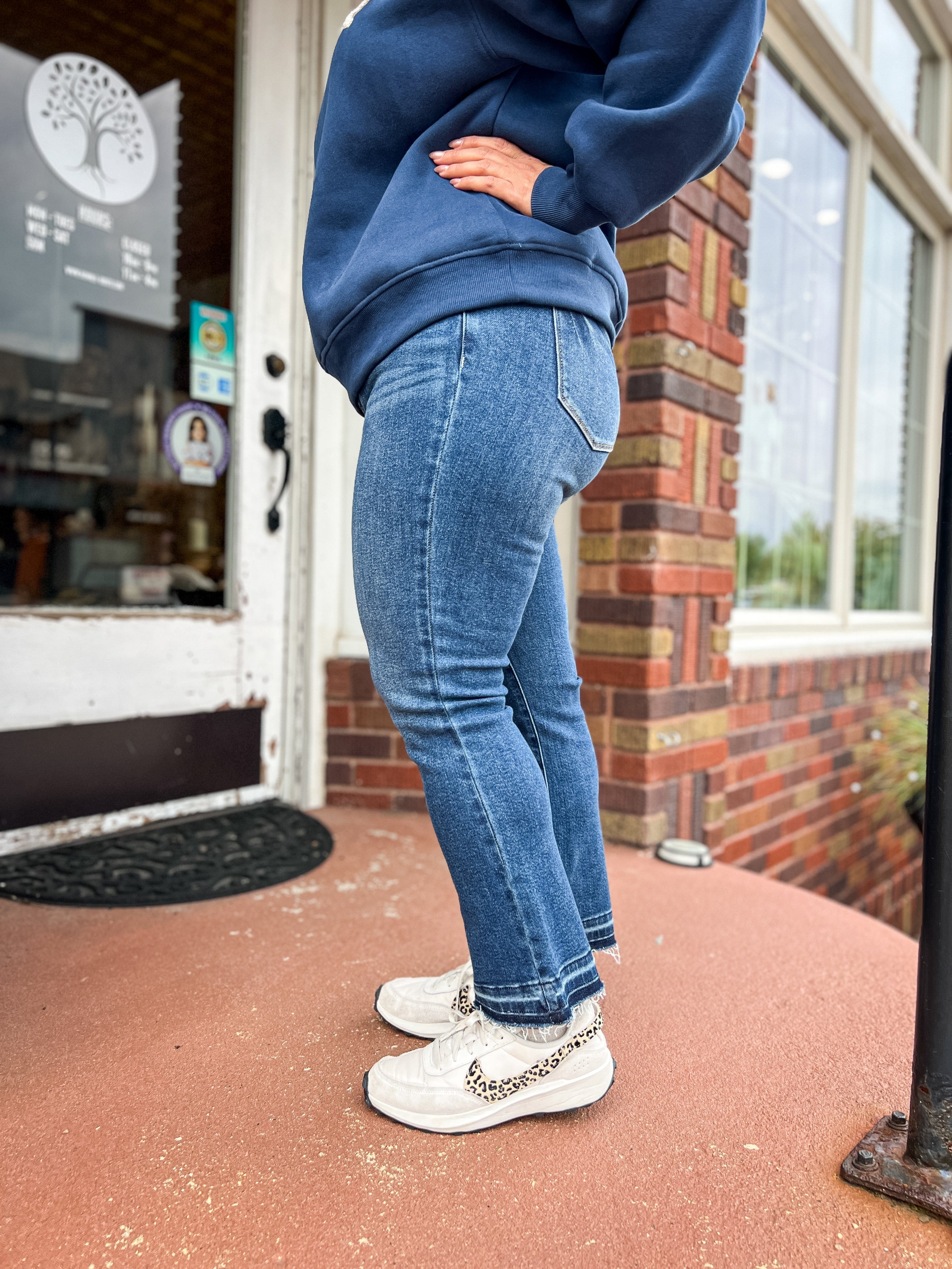 Chelsea Vintage Hem Judy Blue Crop Jeans