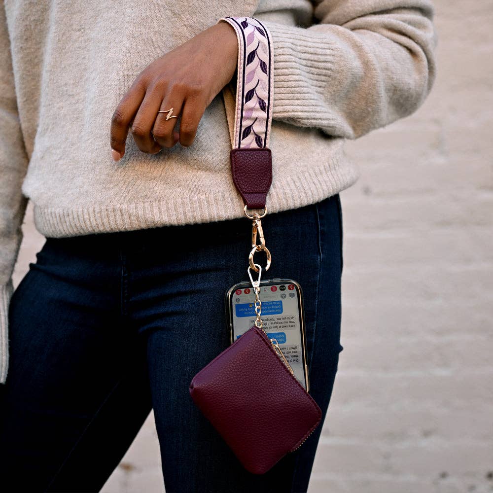Clip & Go Leaf Pattern Strap w/RFID Pouch