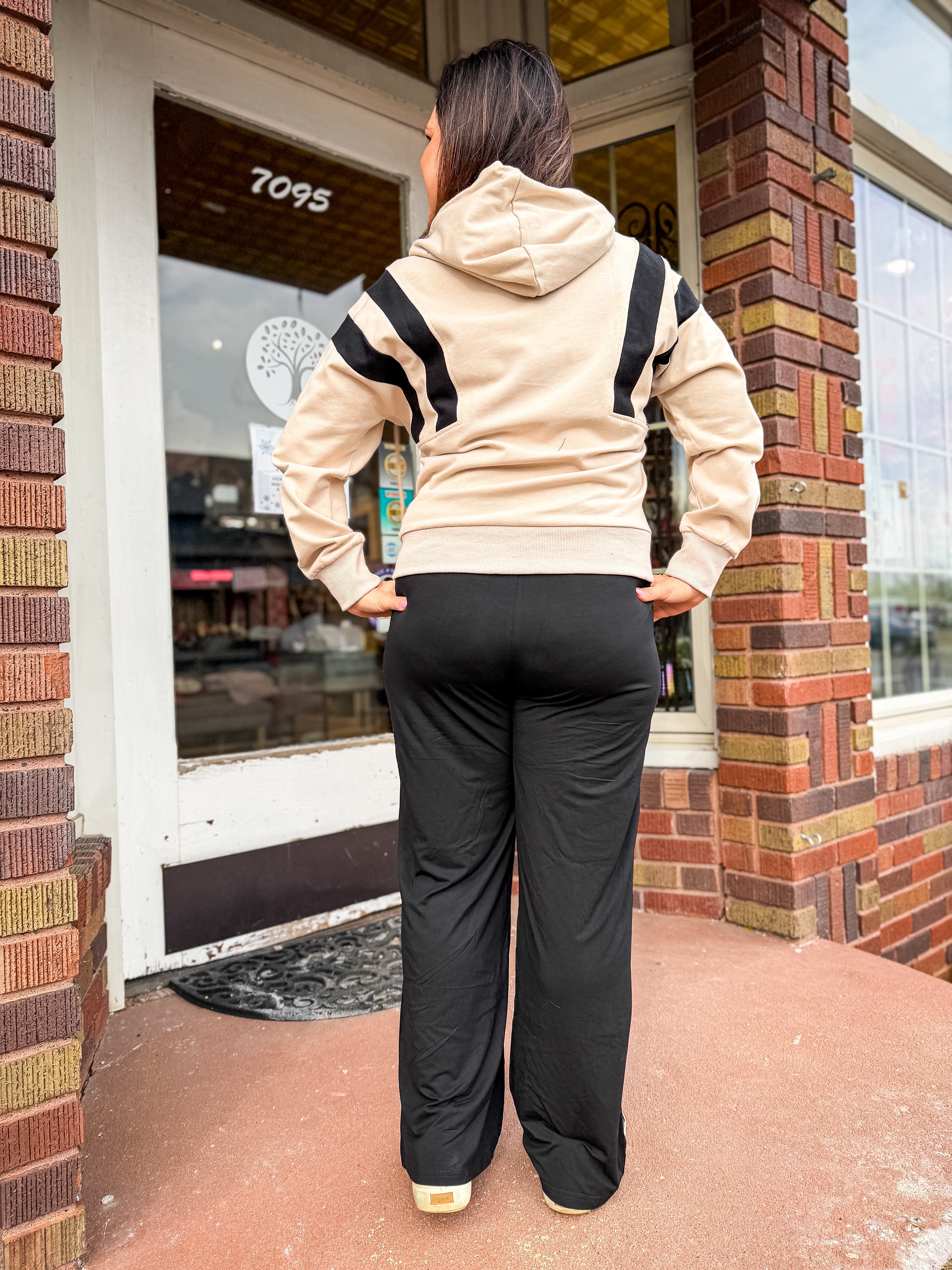 Doe and Rae Colorblock Half Zip Up Hoodie Sweatshirt