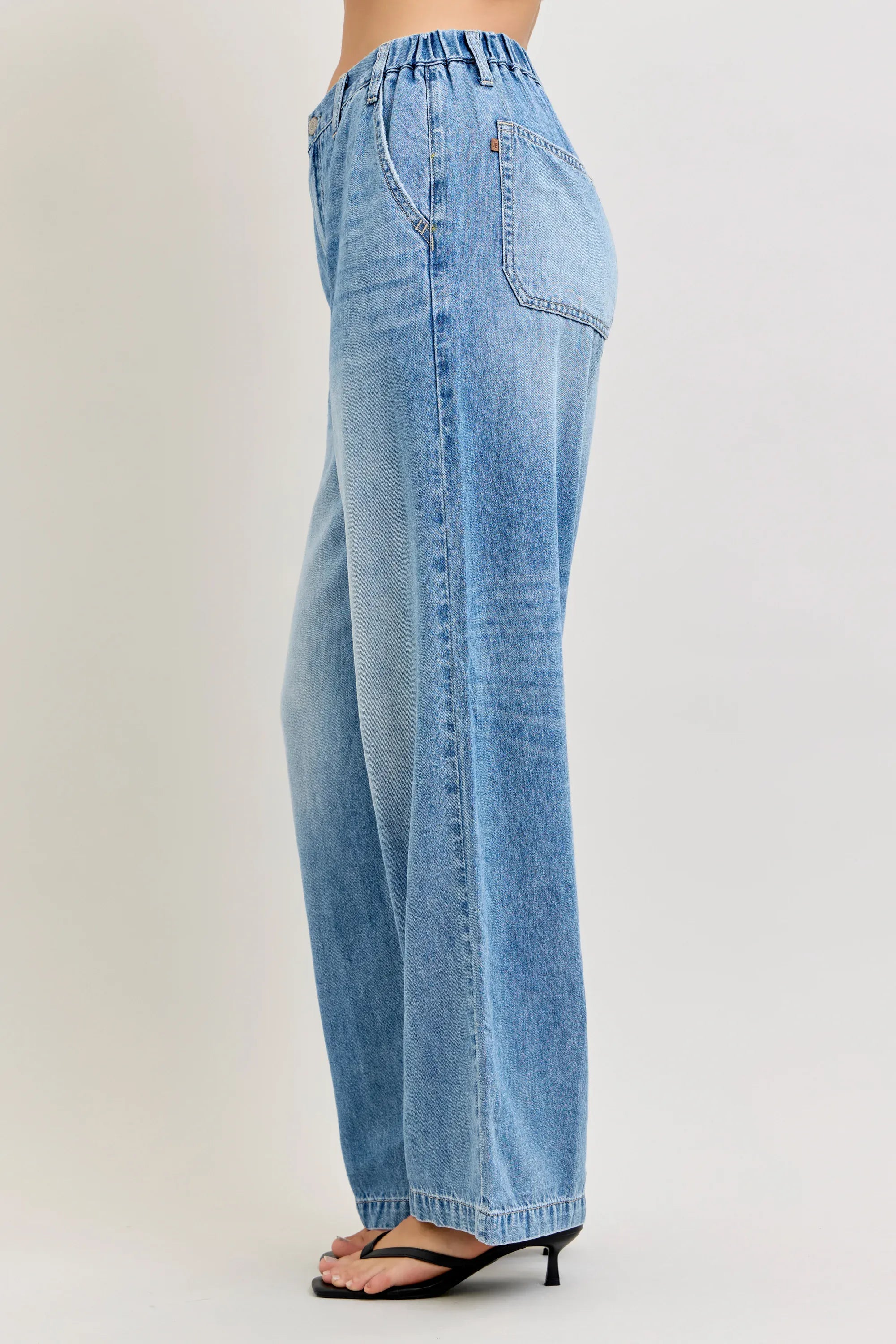 Featherweight High Waist Judy Blue Jeans