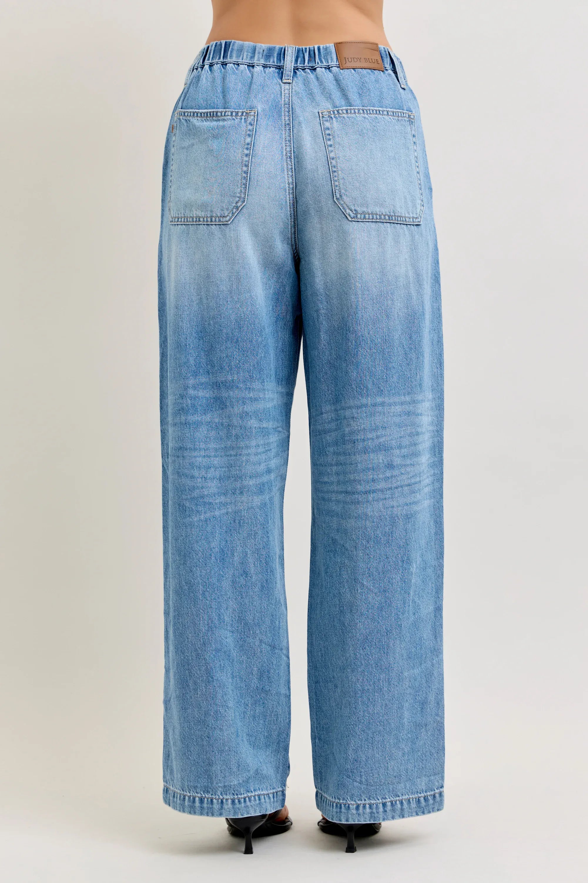 Featherweight High Waist Judy Blue Jeans