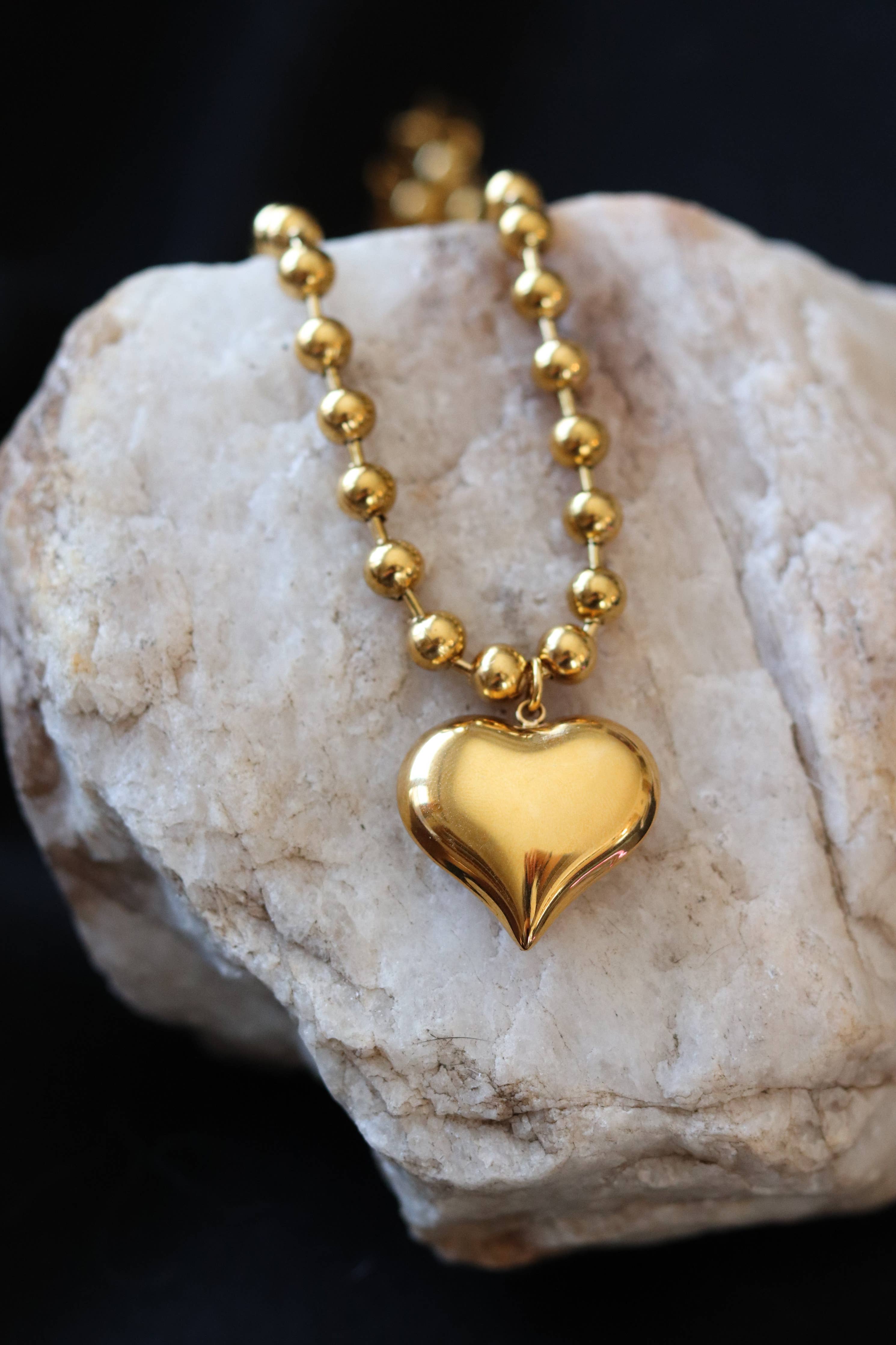 Gold Harlow Chunky Heart Ball Chain Necklace – 18K Gold Plated Stainless Steel Pendant
