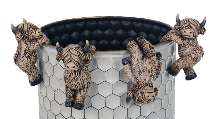 Wills Home & Garden Highland Cow Pot Hugger