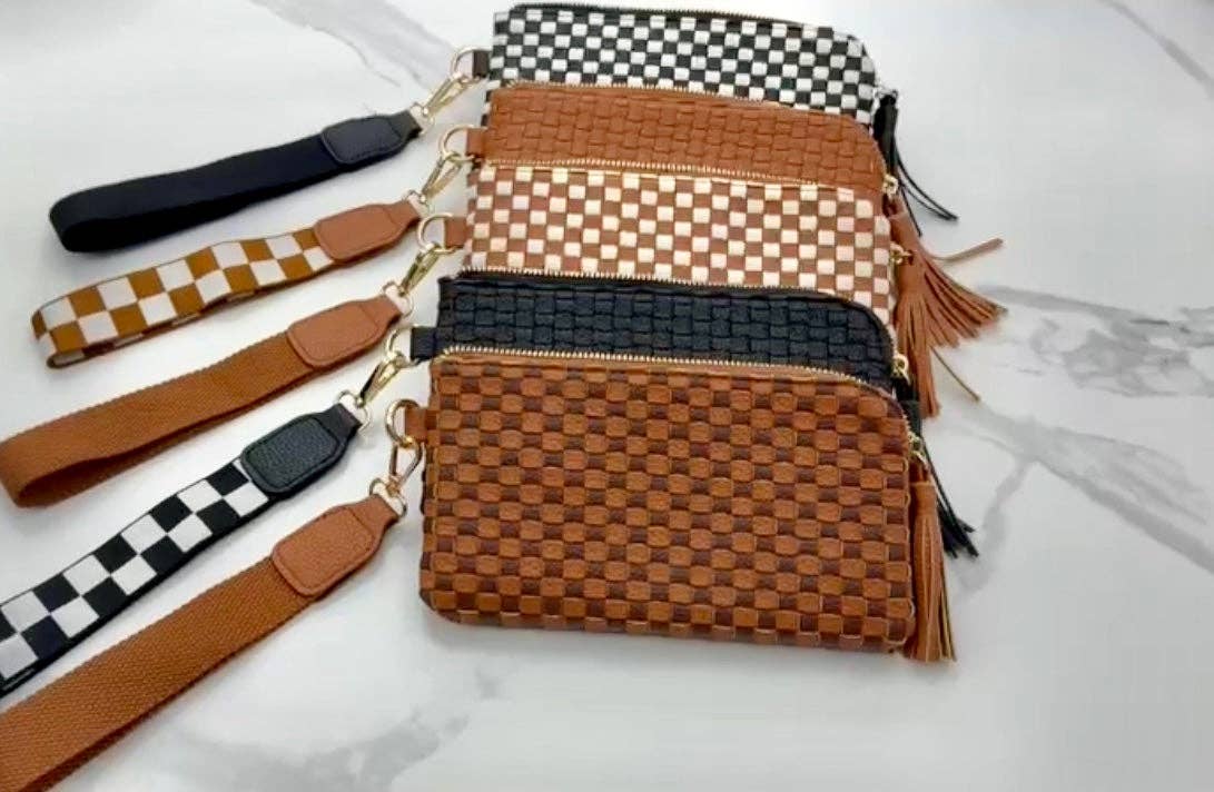 Lila Woven Wallet Wristlet