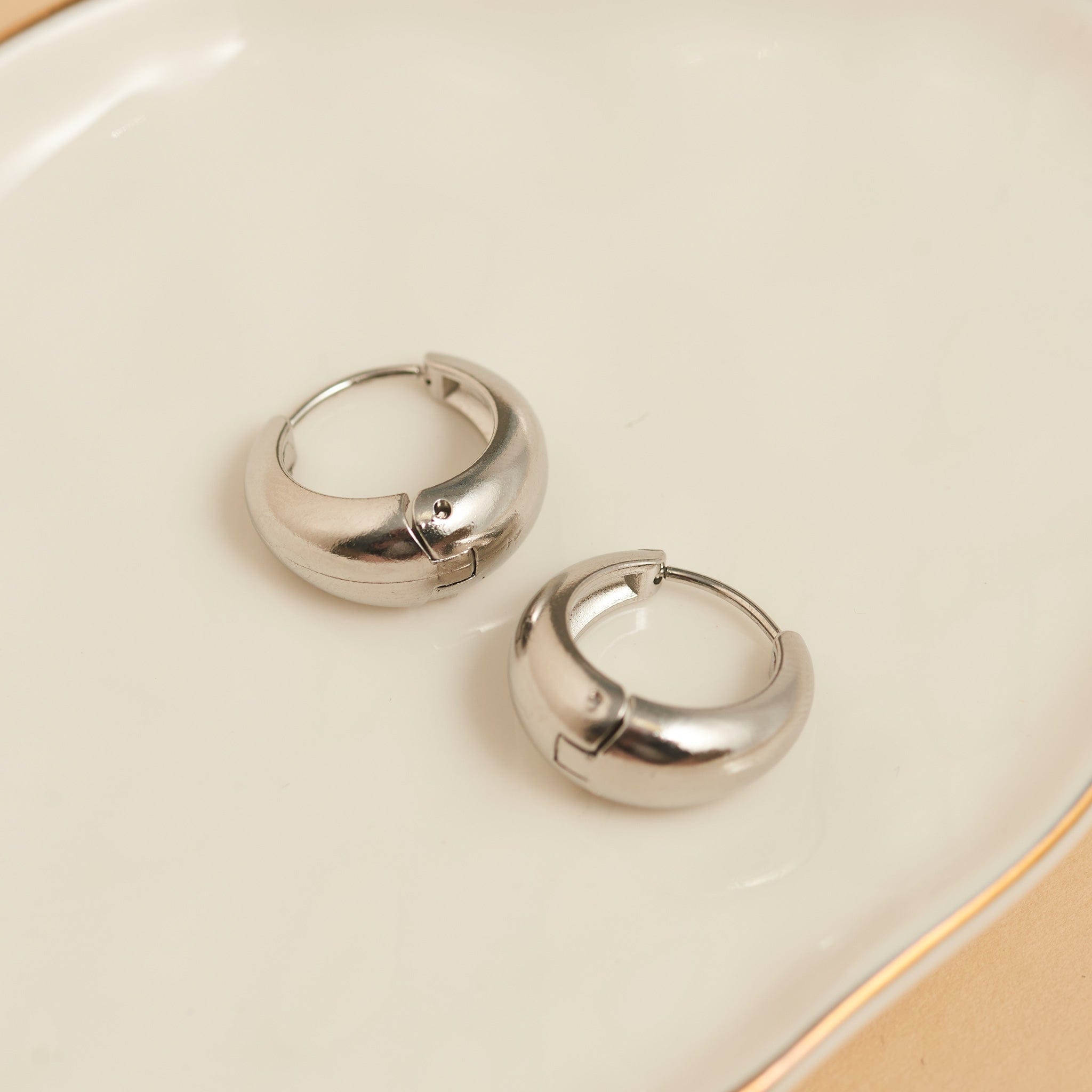 Narelle Waterproof Graduated Hoop Earrings Silver