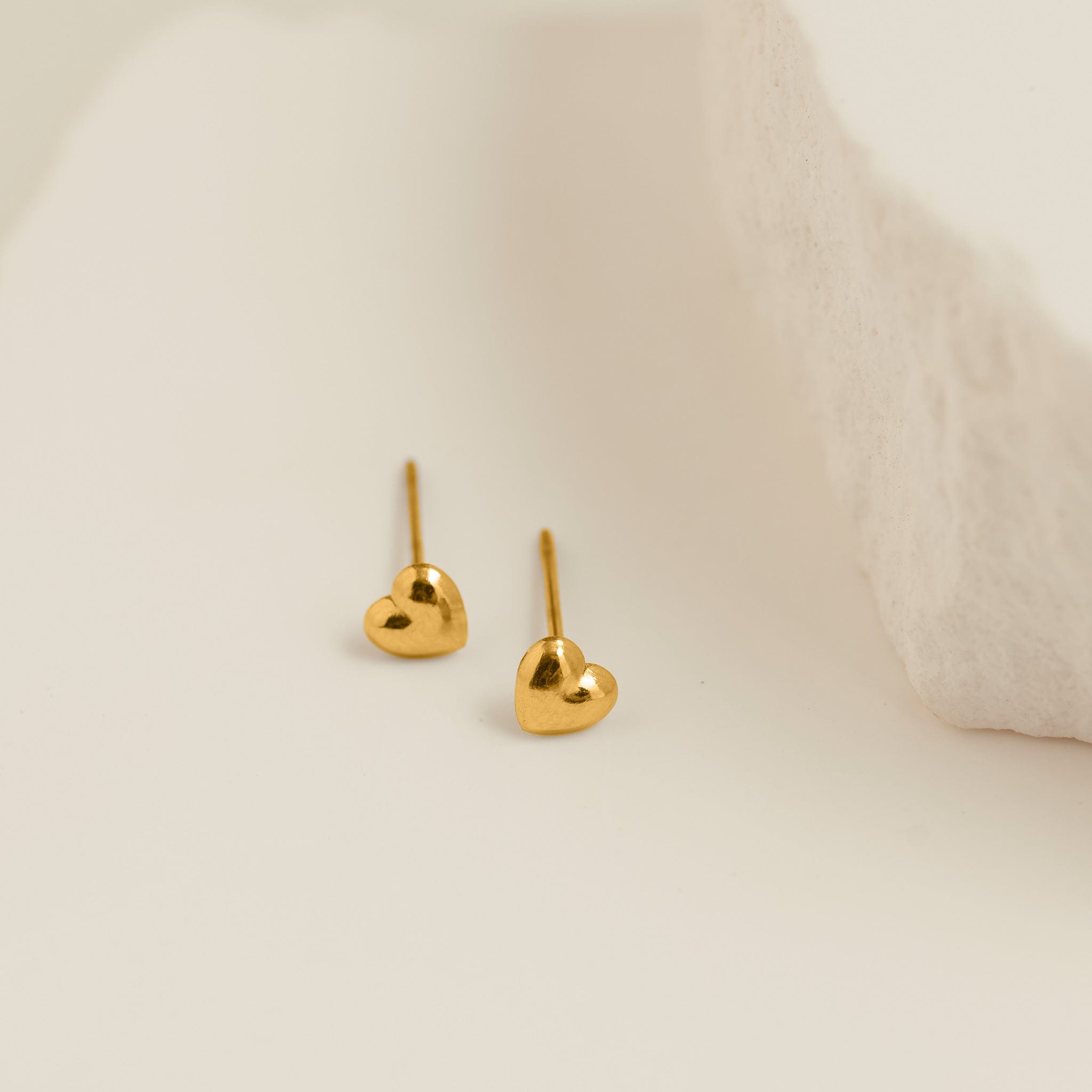 Narelle Waterproof Puffy Heart Stud Earrings Gold