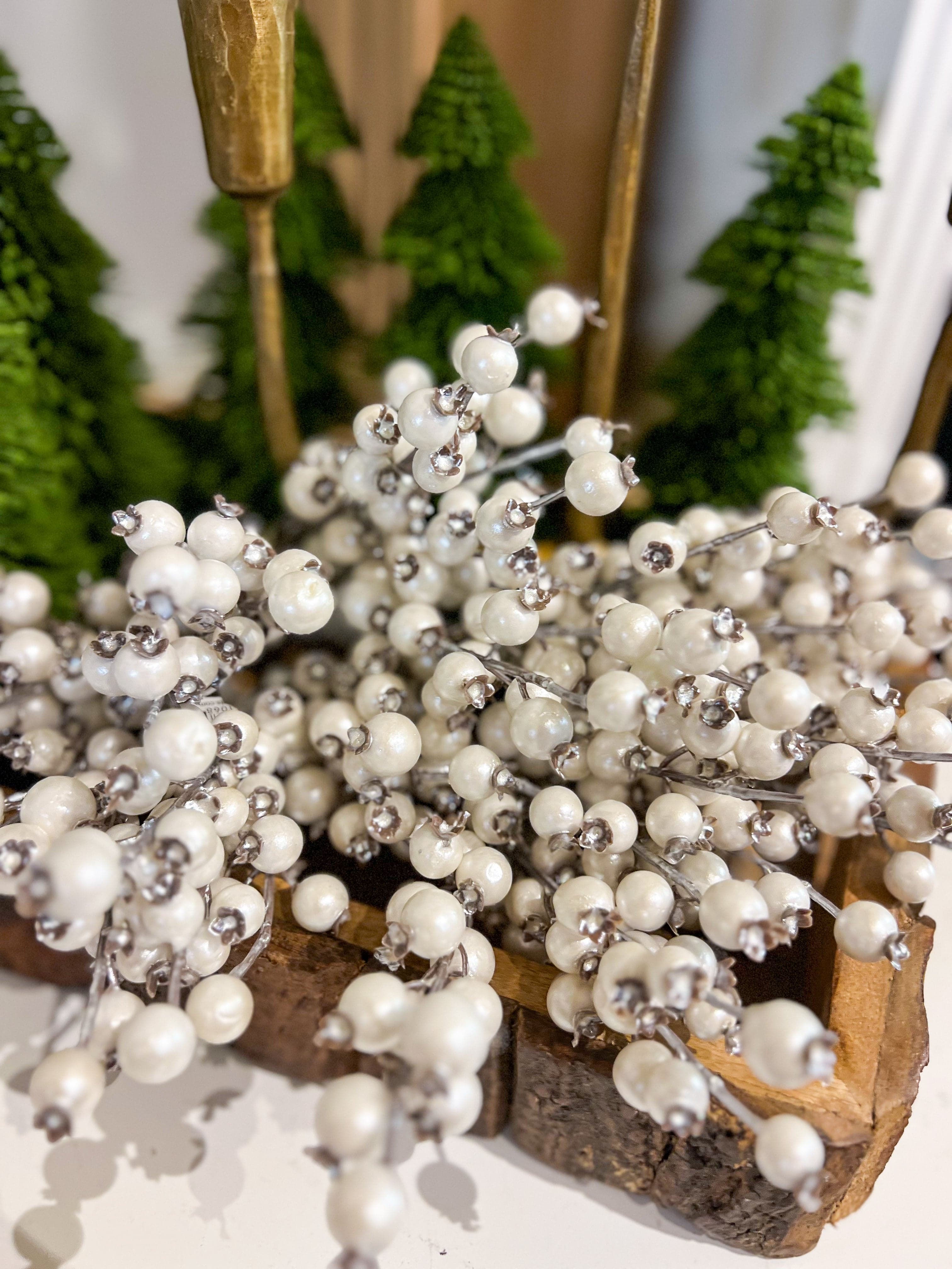 Pearl White Berry Pick