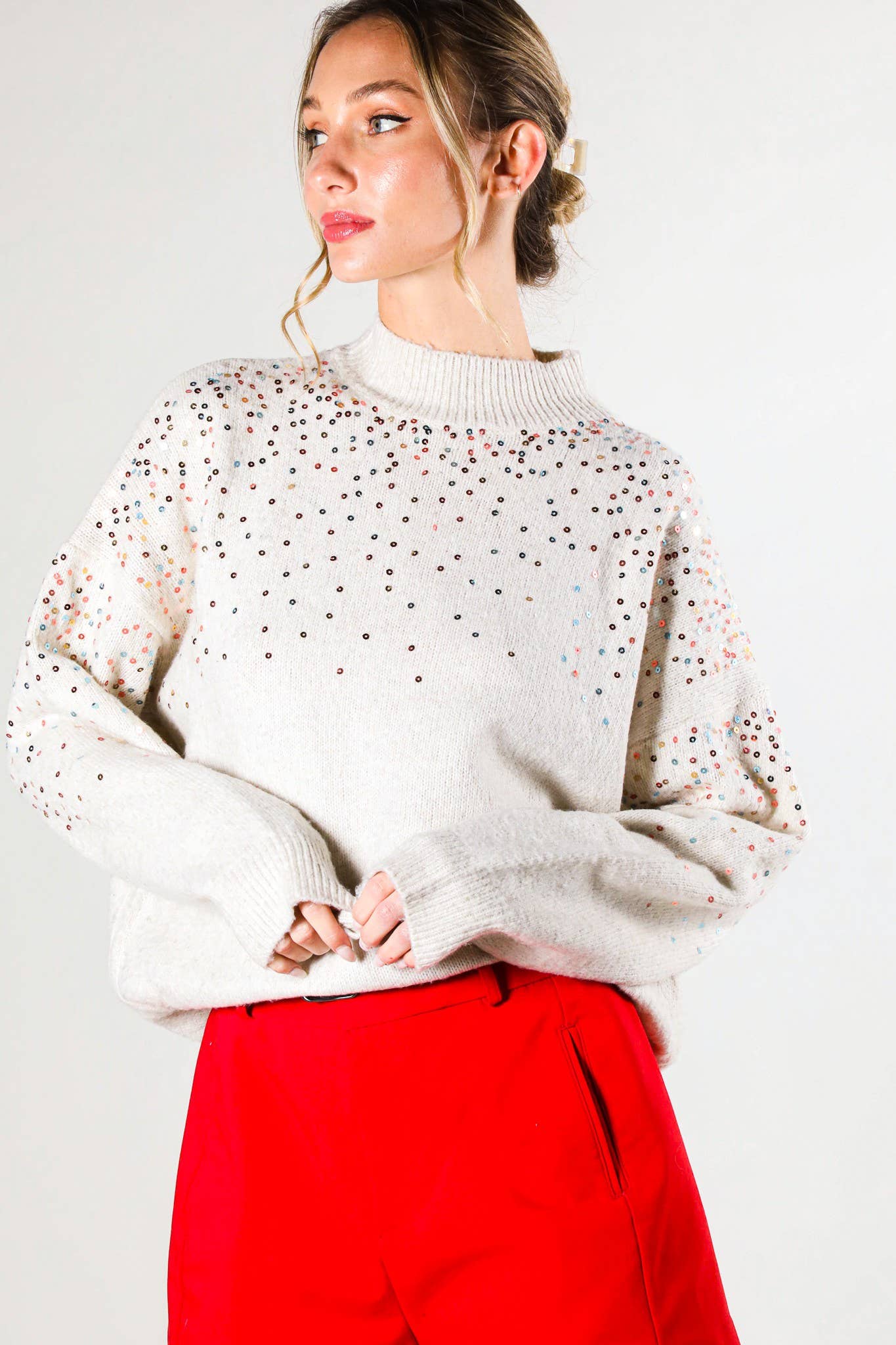 Vine & Love Sweater Sequin Embellishment Mock Neck Knitted Sweater