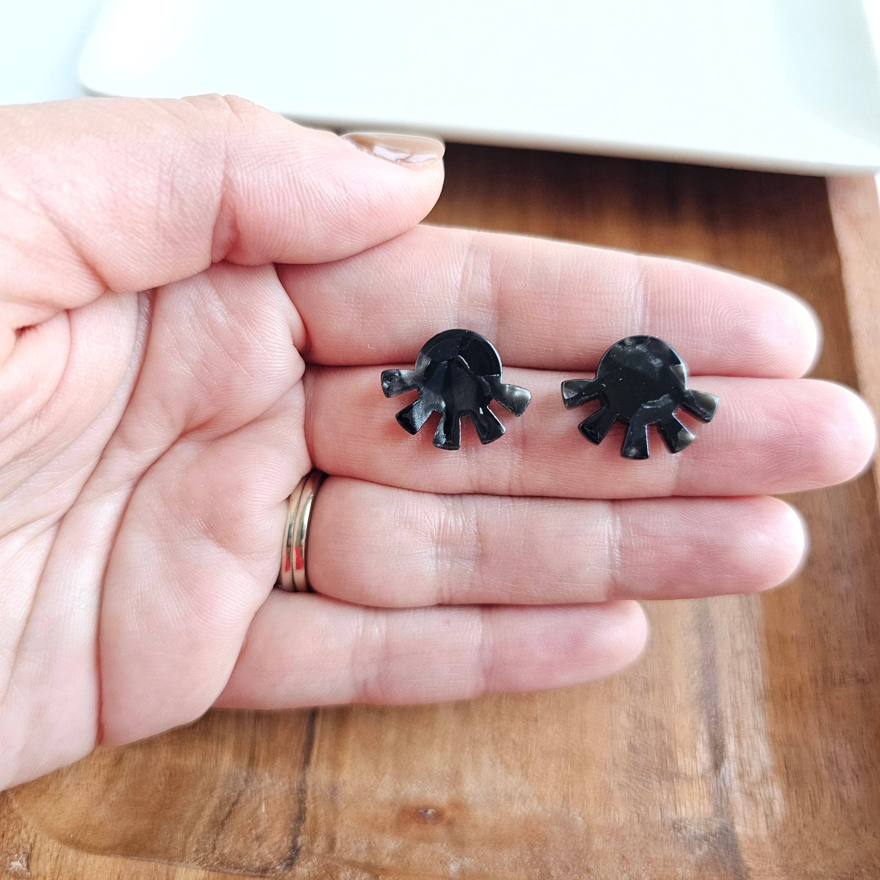 Skylar Stud Earrings