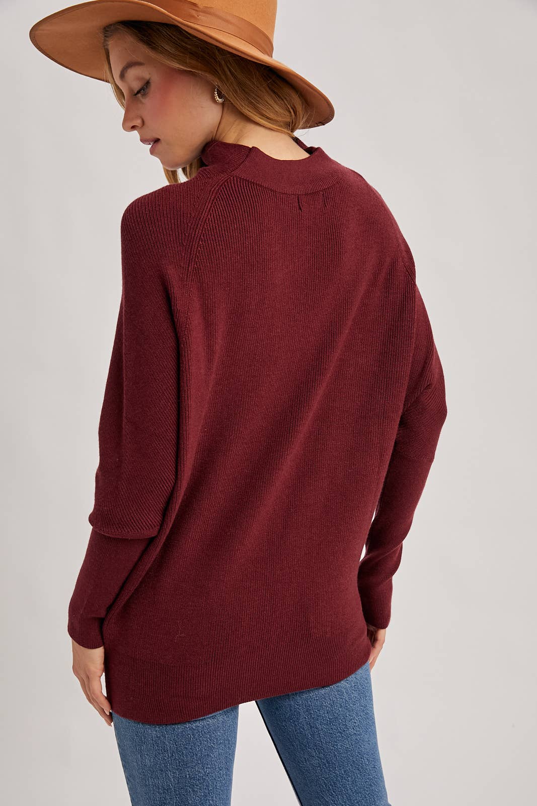 SLOUCH NECK DOLMAN SLEEVED PULLOVER: HUNTER GREEN / M/L