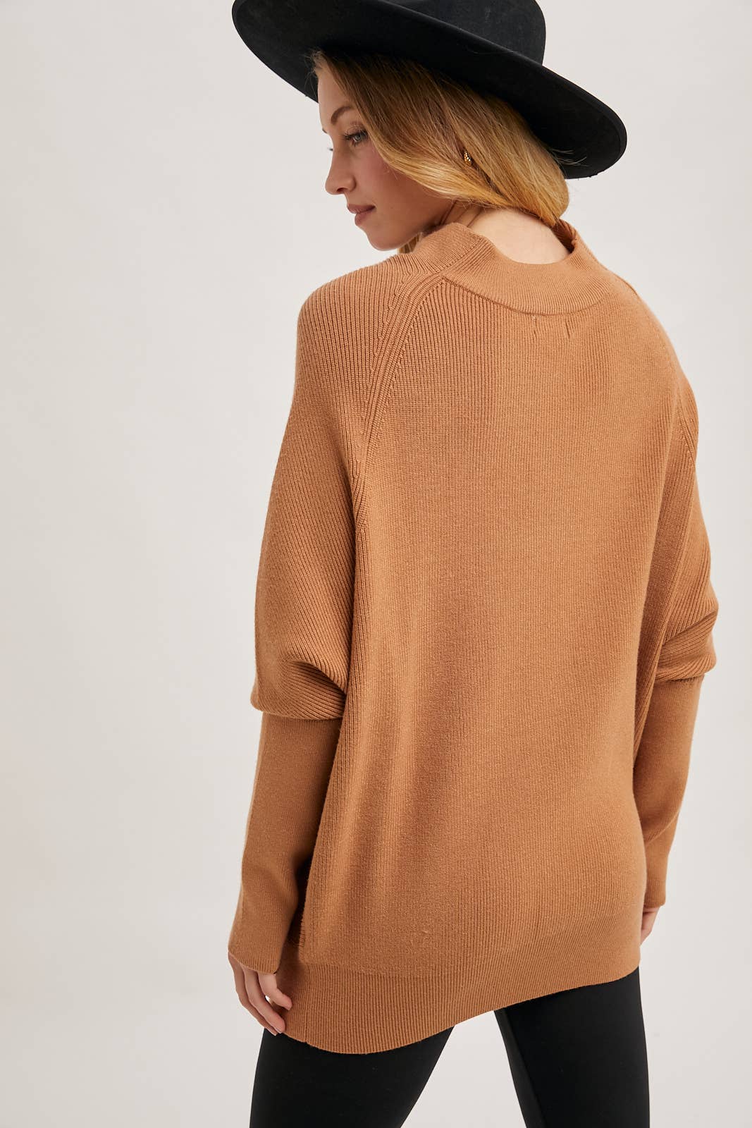 SLOUCH NECK DOLMAN SLEEVED PULLOVER: HUNTER GREEN / M/L