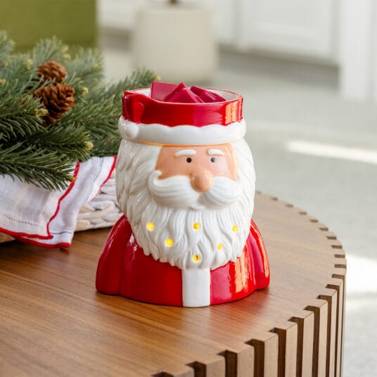 Candle Warmers Etc. Wax Melter St. Nick Illumination Fragrance Warmer