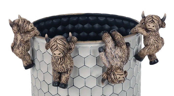 Highland Cow Pot Hugger
