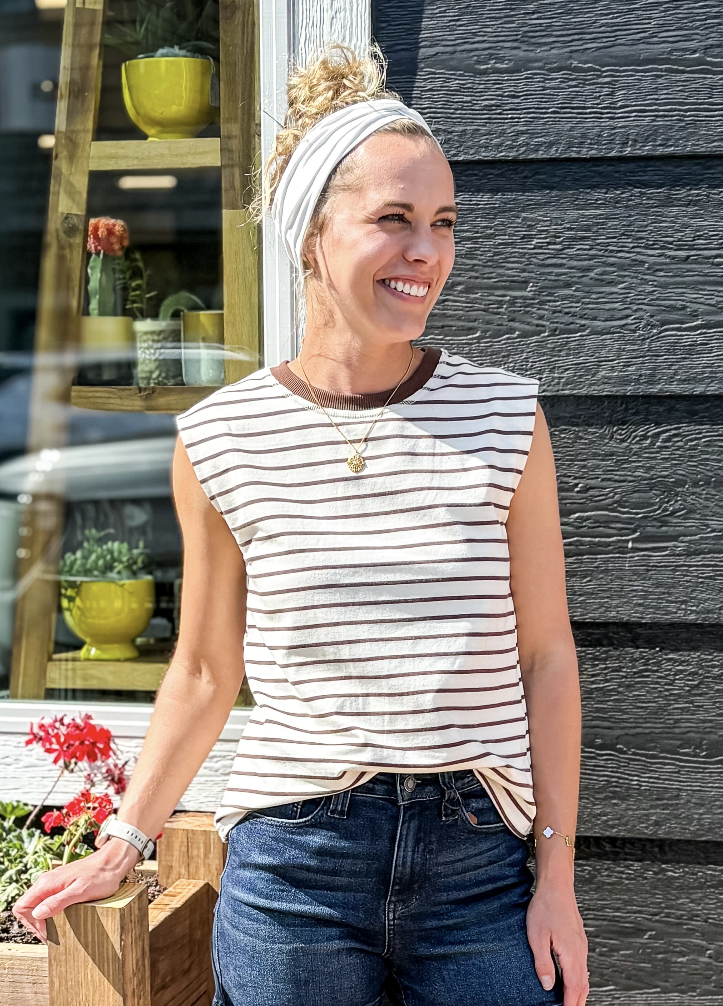 Stripe Ribbed Round Neck Loose Tank Top