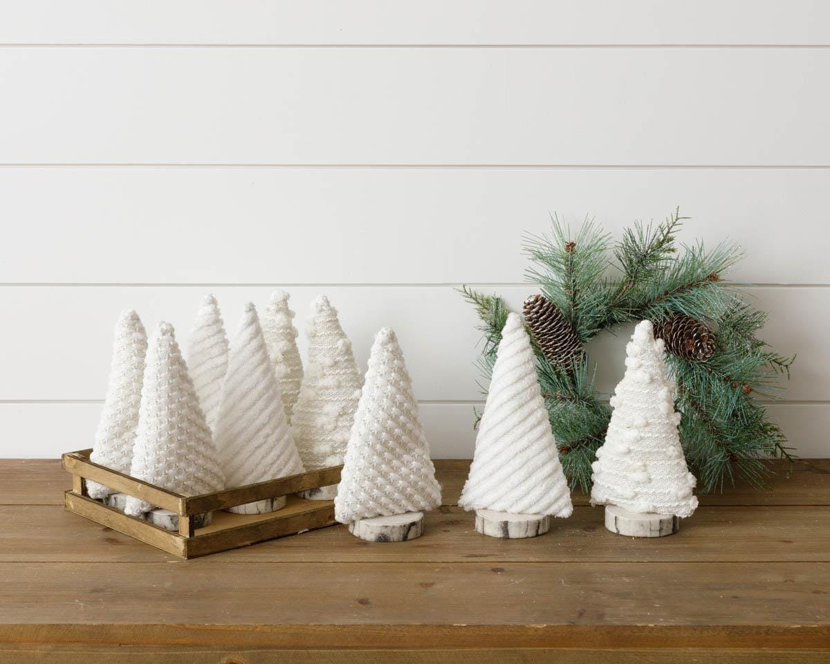 MJJ #8 (Melissa) Plush Tree Pom White Plush Tree