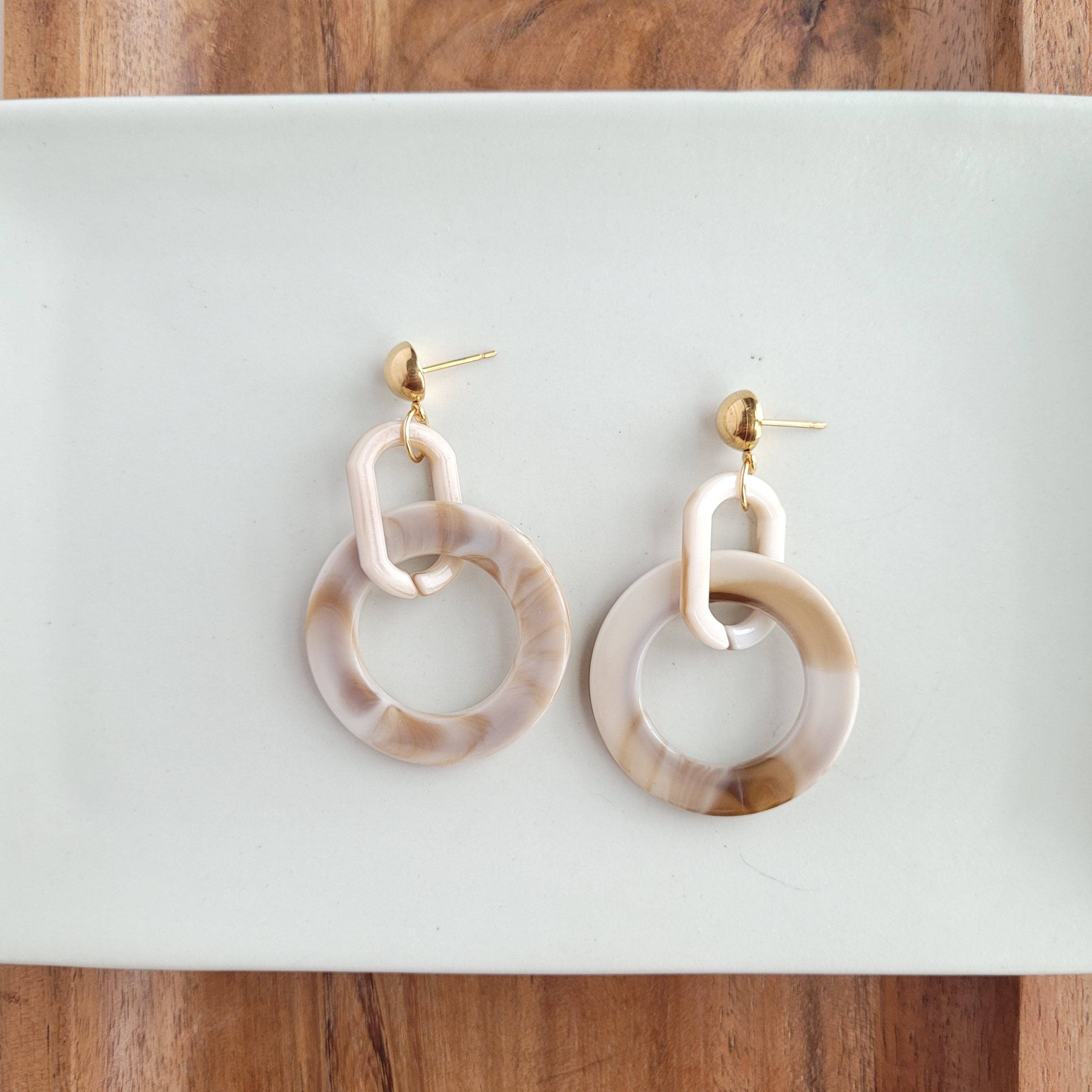 Cora Earrings - Neutral