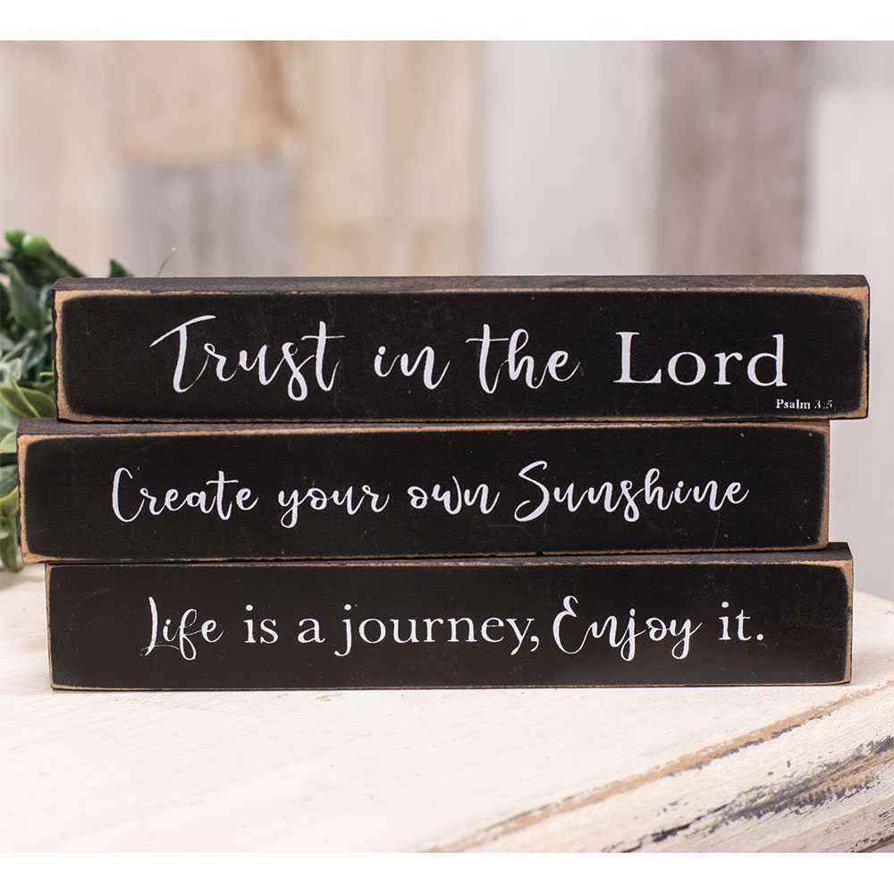 Trust In The Lord Mini Stick